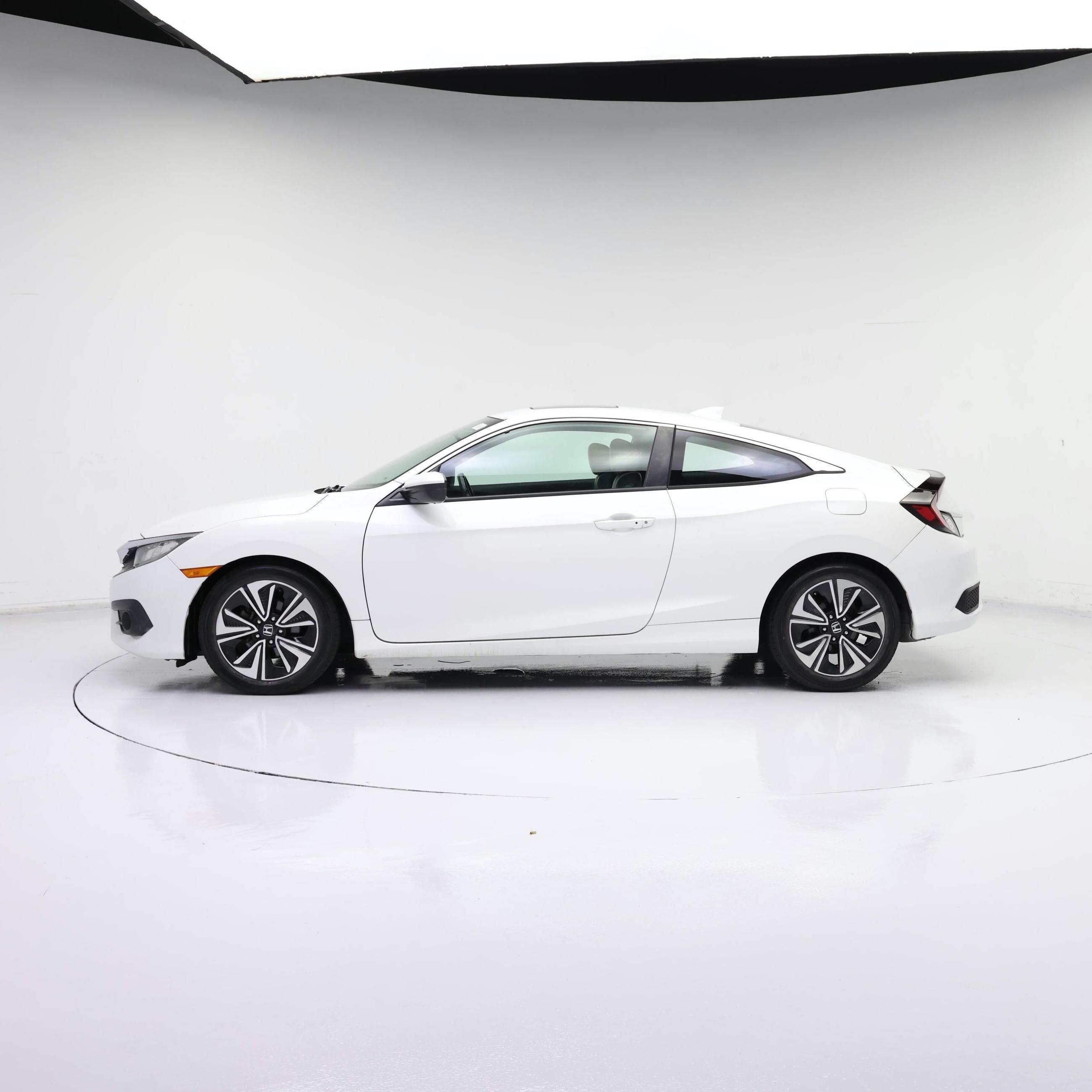 Thumbnail: 2017 Honda Civic - 3