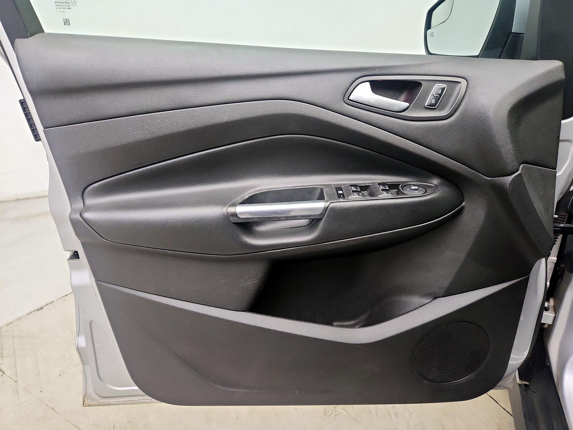 Thumbnail: 2015 Ford C-Max - 12