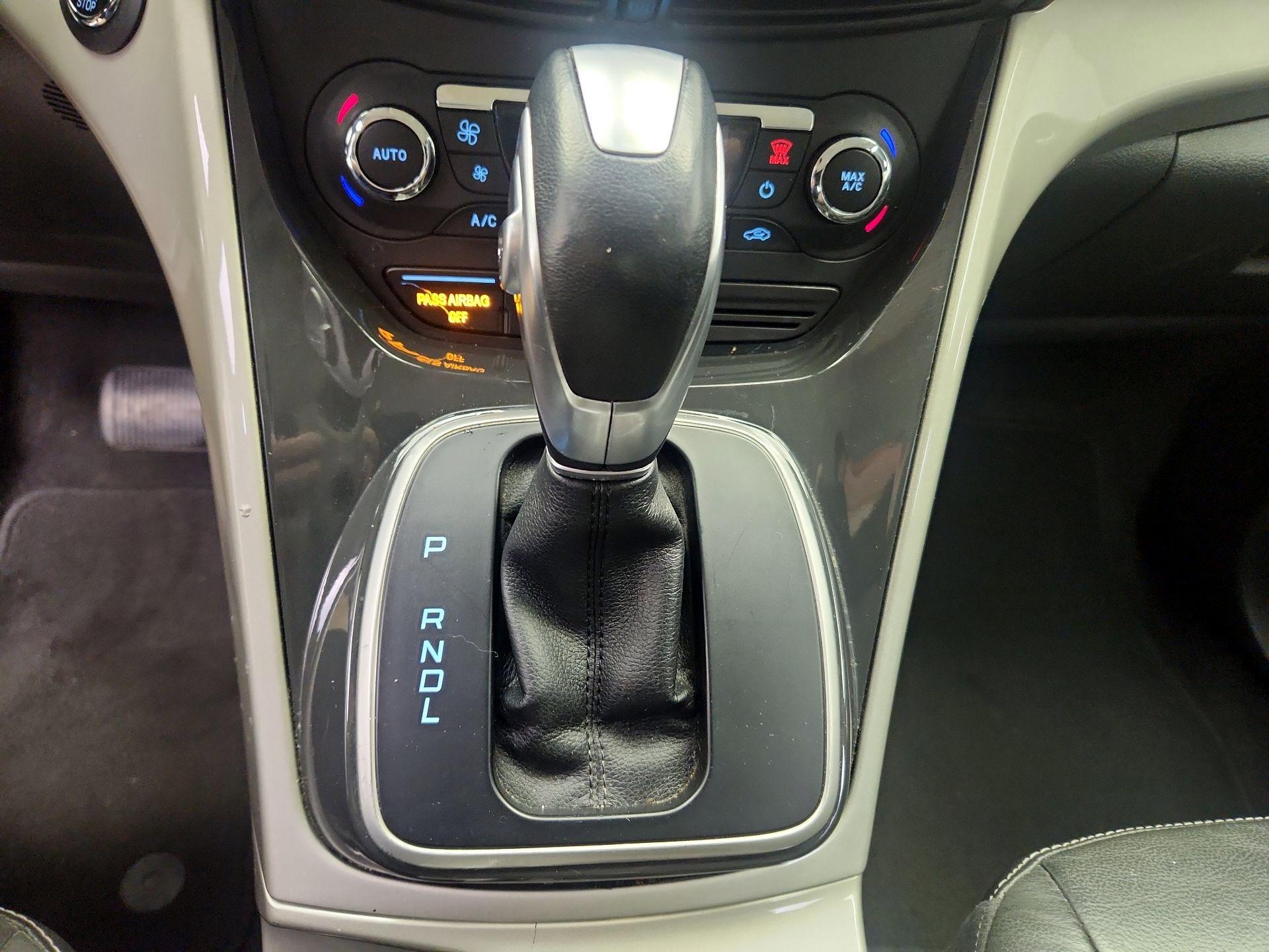Thumbnail: 2015 Ford C-Max - 17