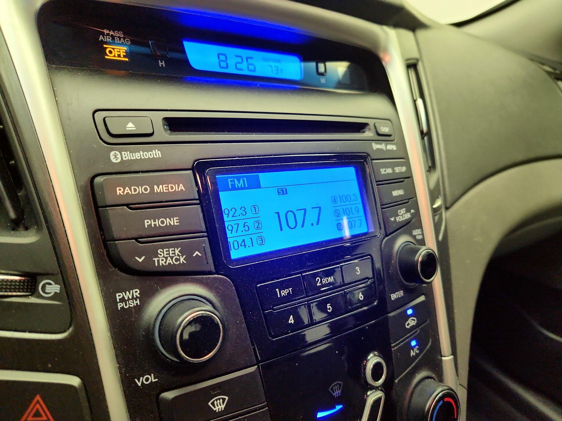 Thumbnail: 2013 Hyundai Sonata - 14