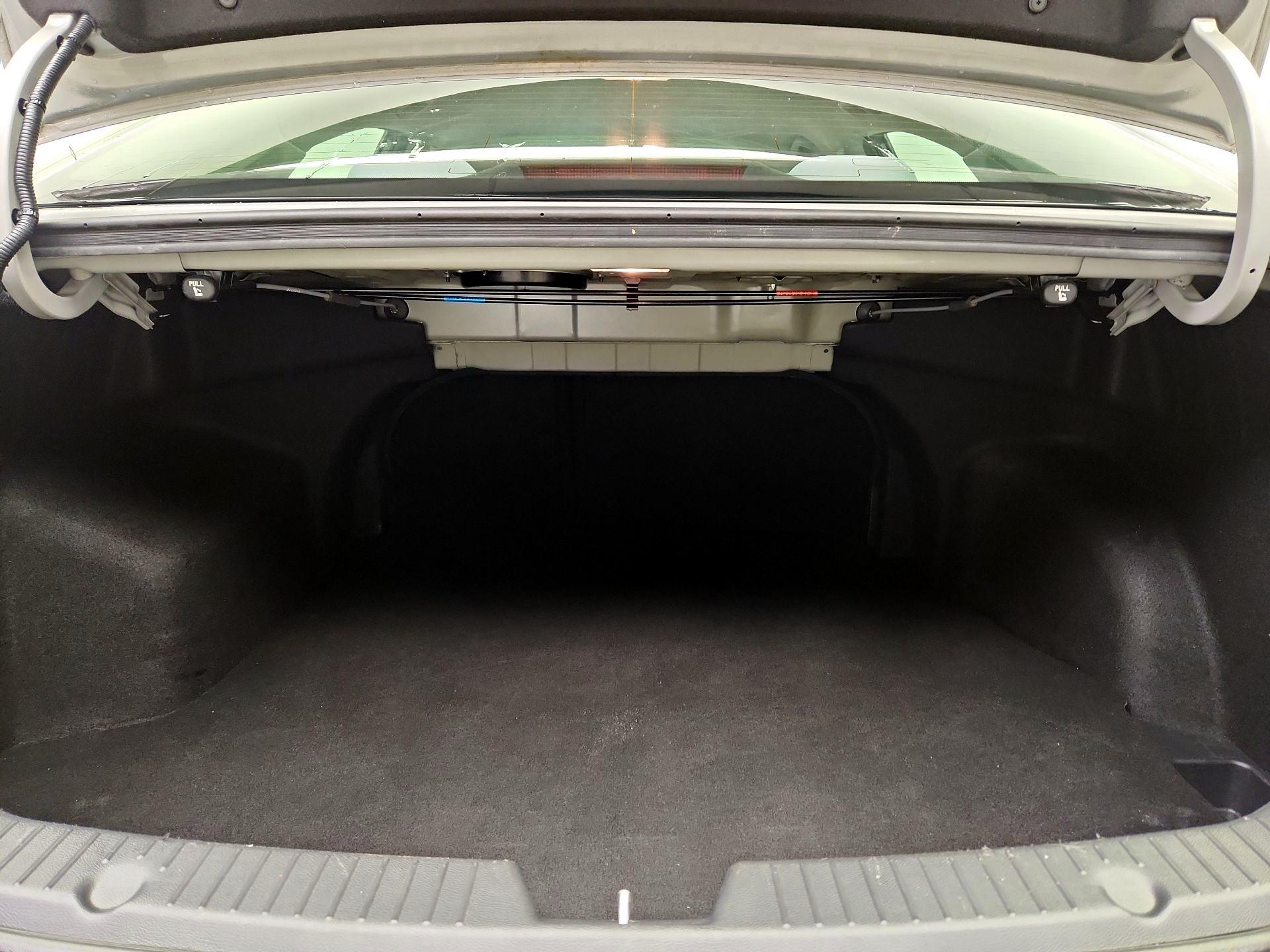 Thumbnail: 2013 Hyundai Sonata - 19