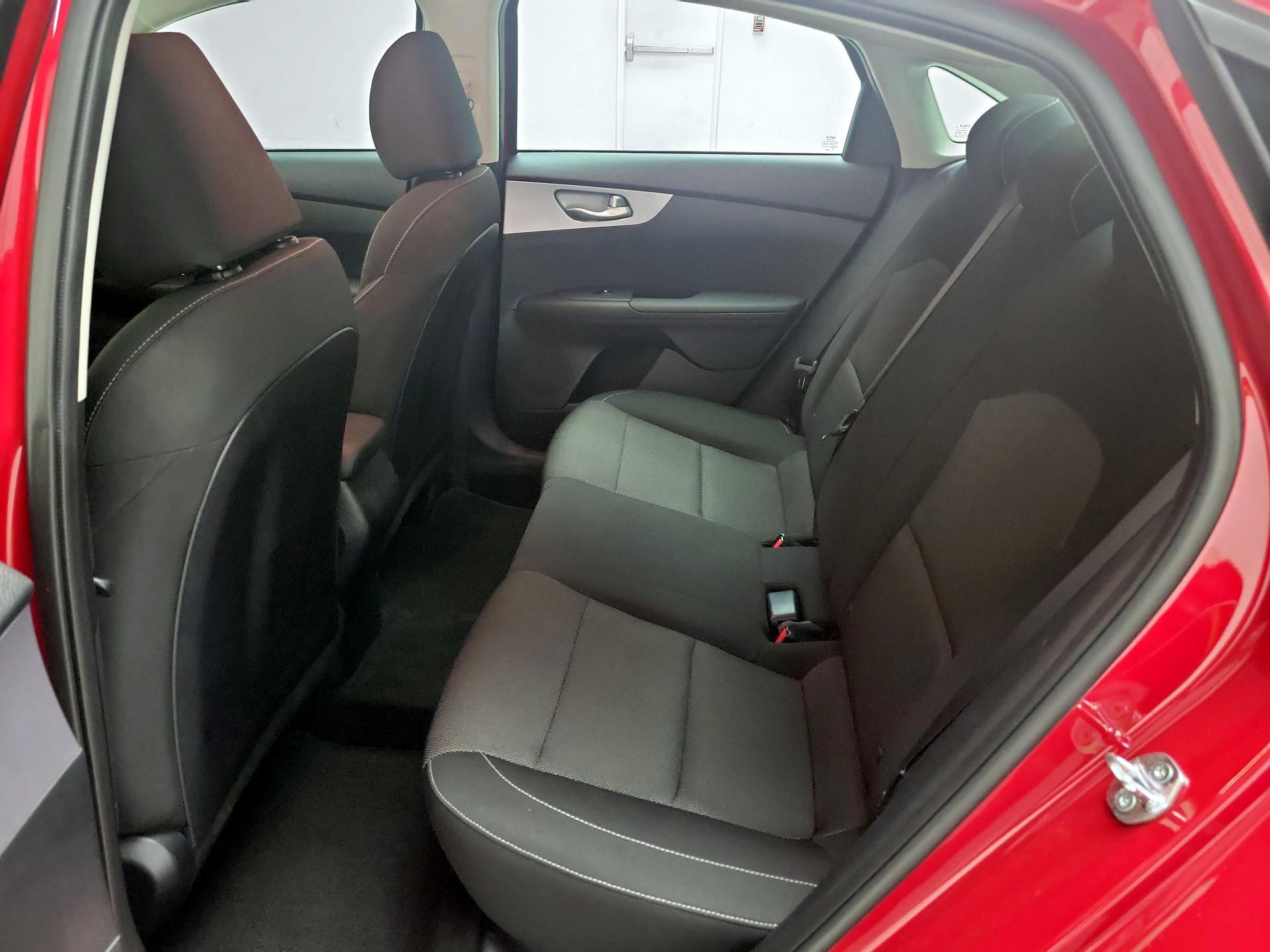 Thumbnail: 2024 Kia Forte - 18