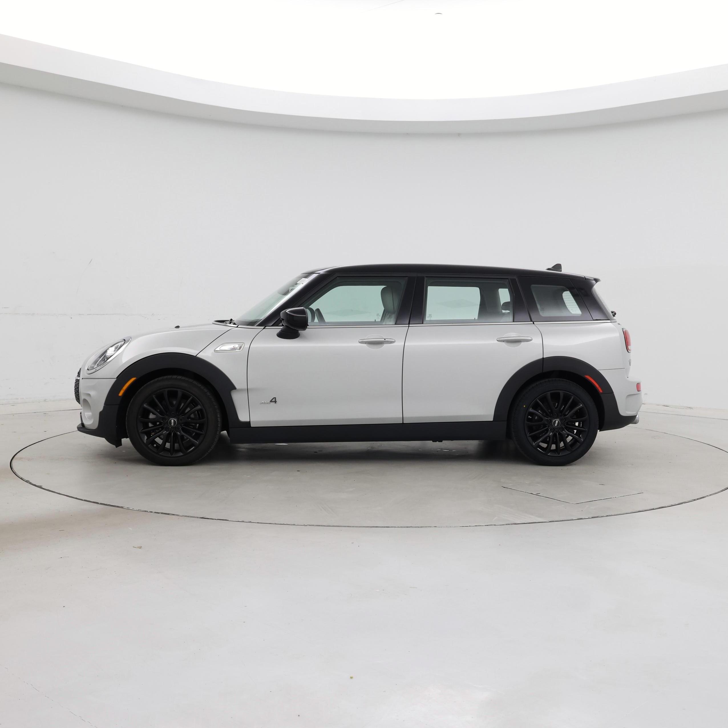 Thumbnail: 2021 MINI Cooper Clubman - 3
