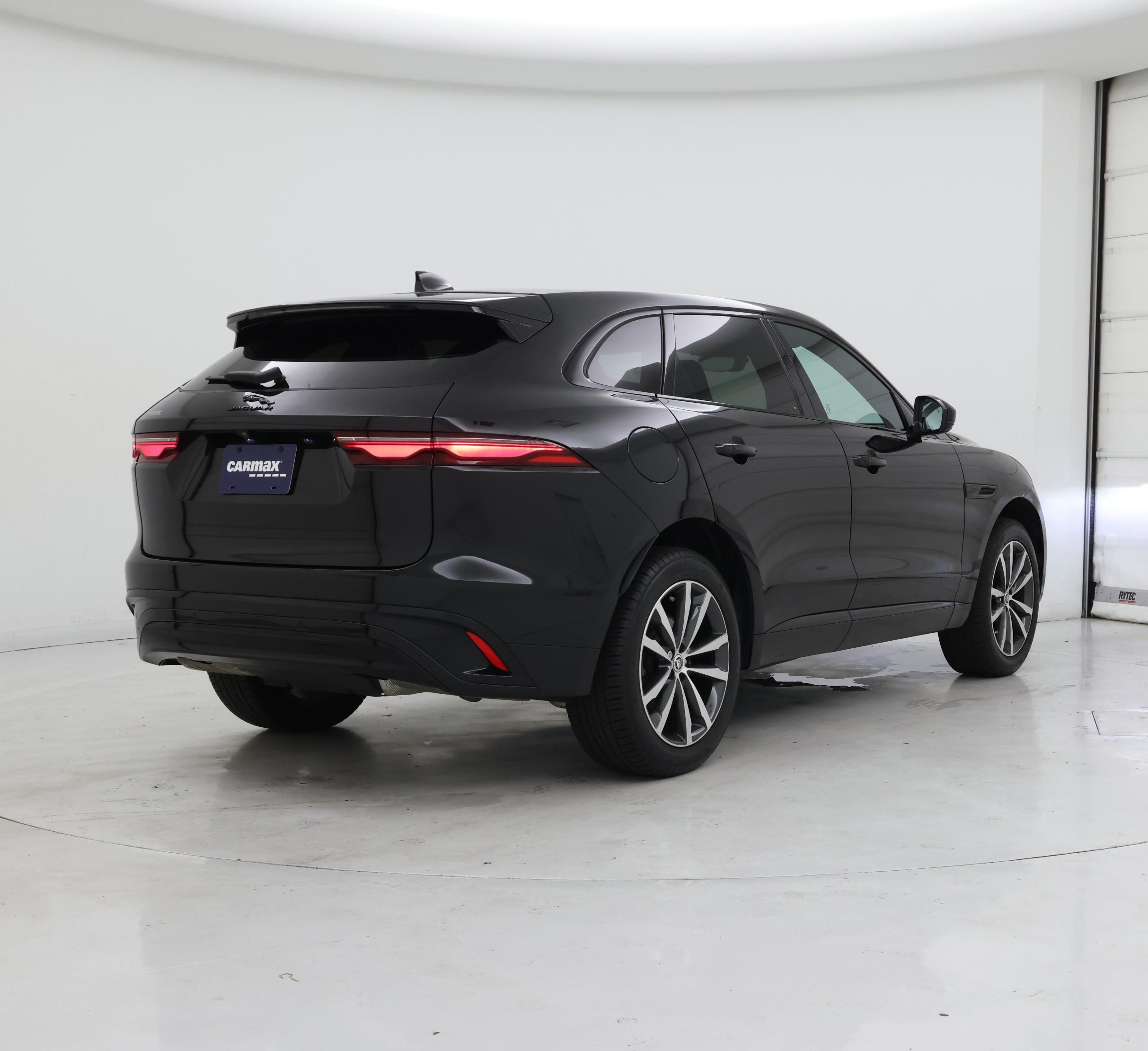 Thumbnail: 2024 Jaguar F-Pace - 8