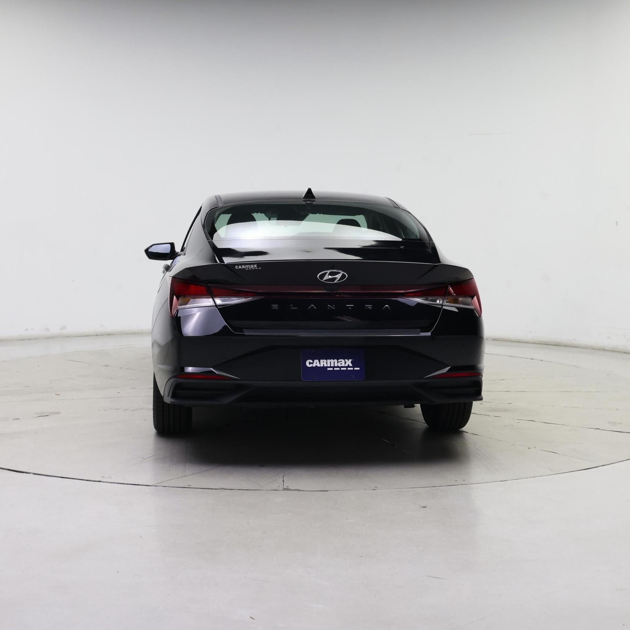 Thumbnail: 2022 Hyundai Elantra - 6