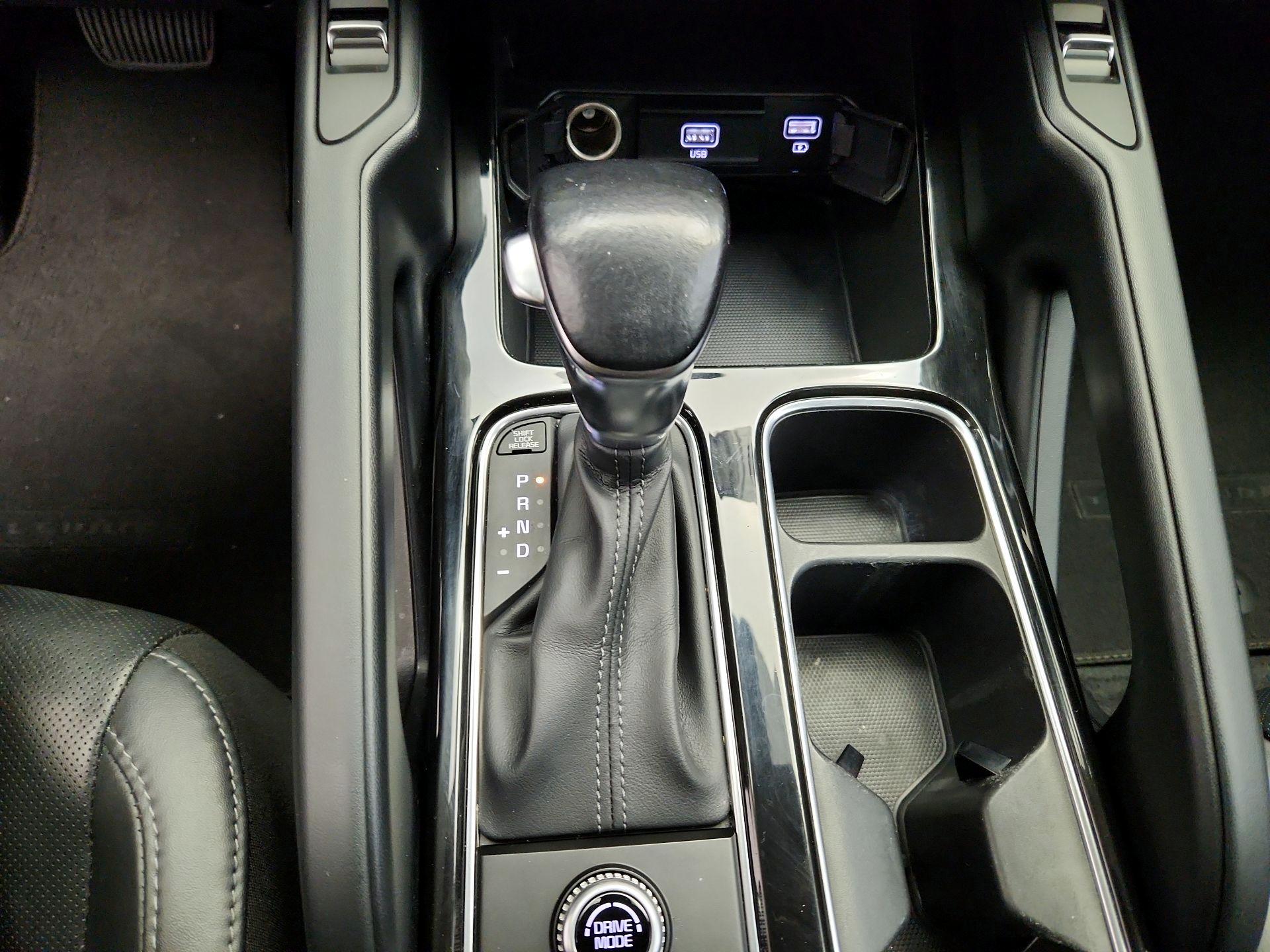 Thumbnail: 2020 Kia Telluride - 17