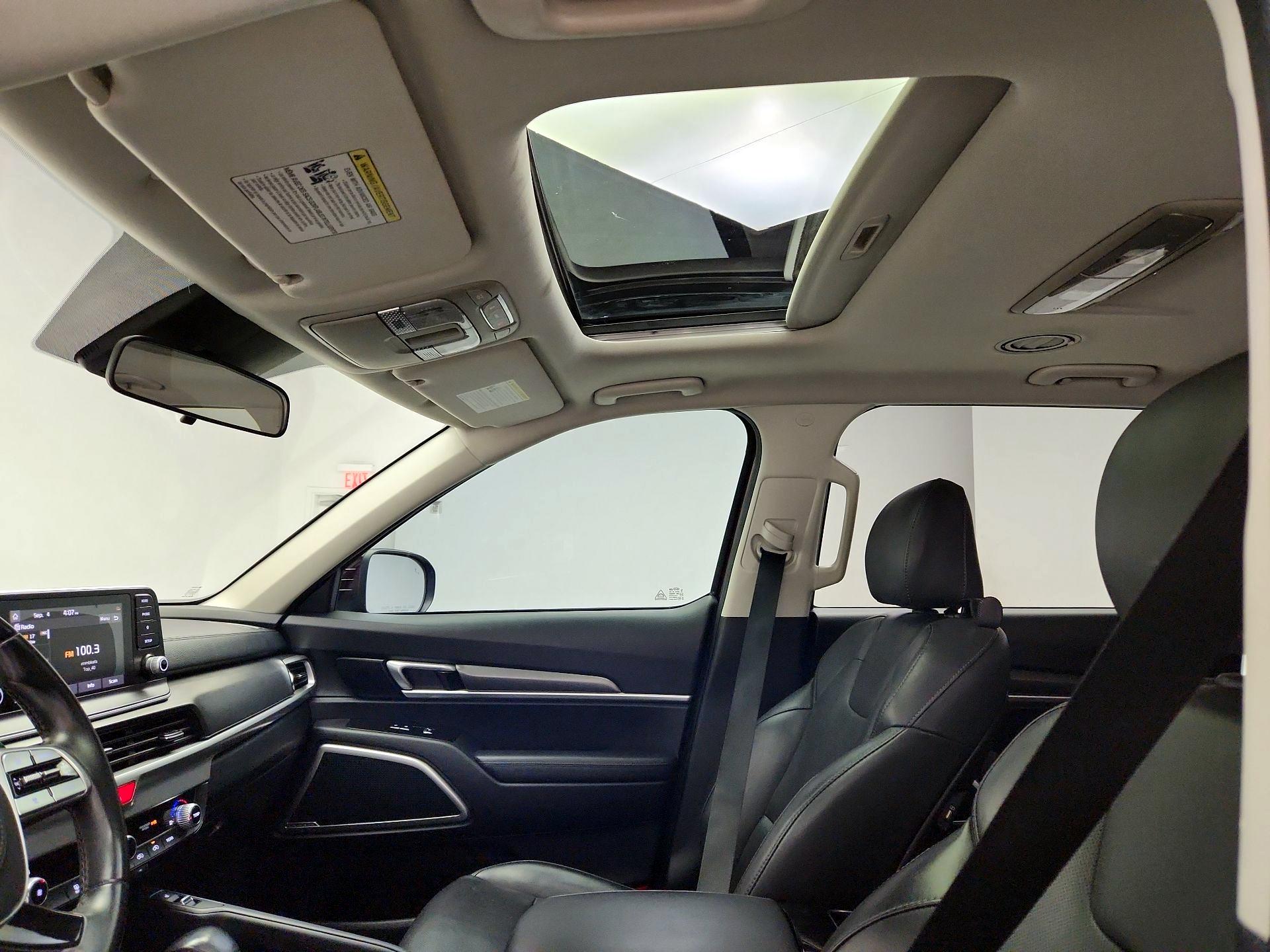 Thumbnail: 2020 Kia Telluride - 19