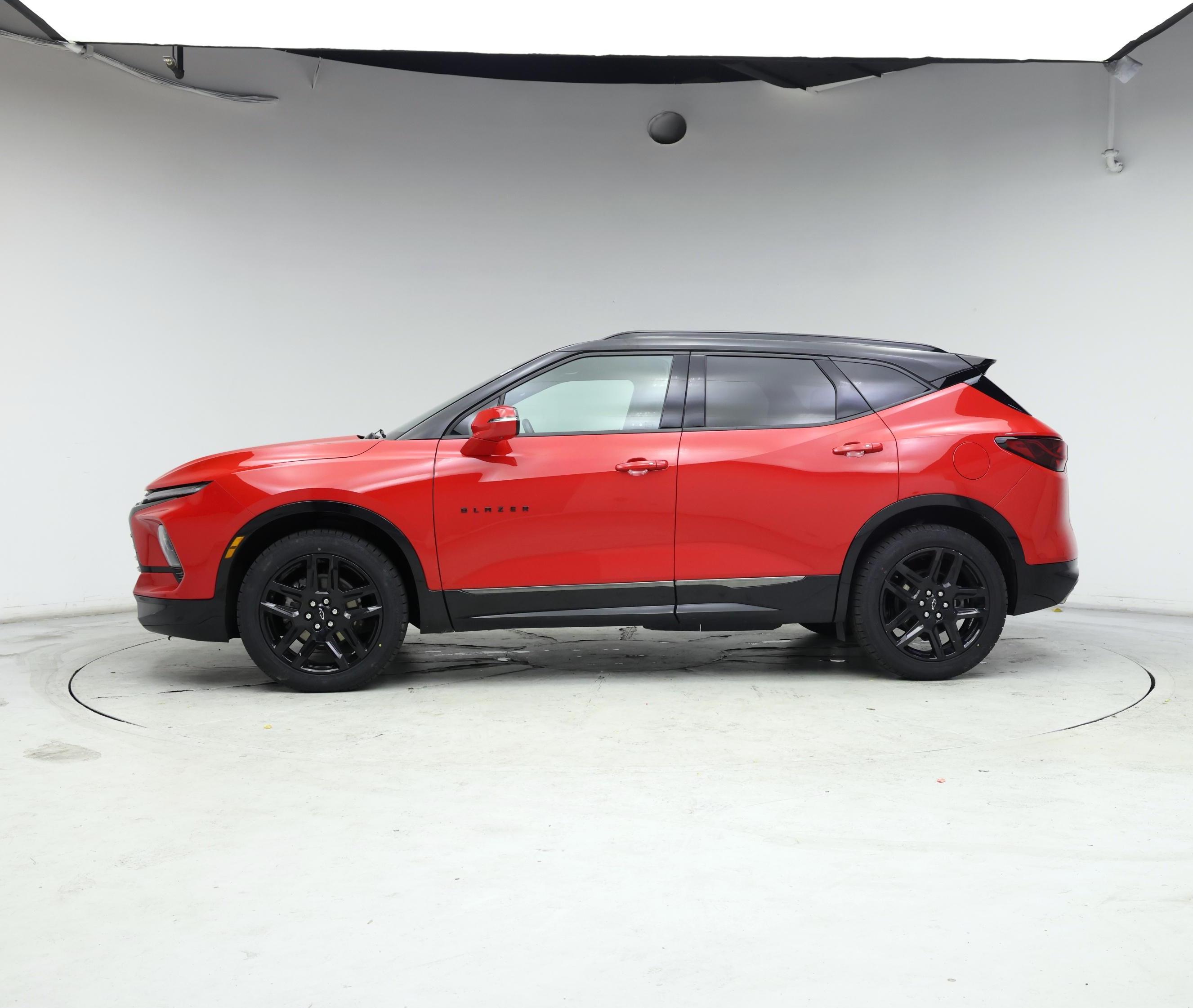 Thumbnail: 2023 Chevrolet Blazer - 3