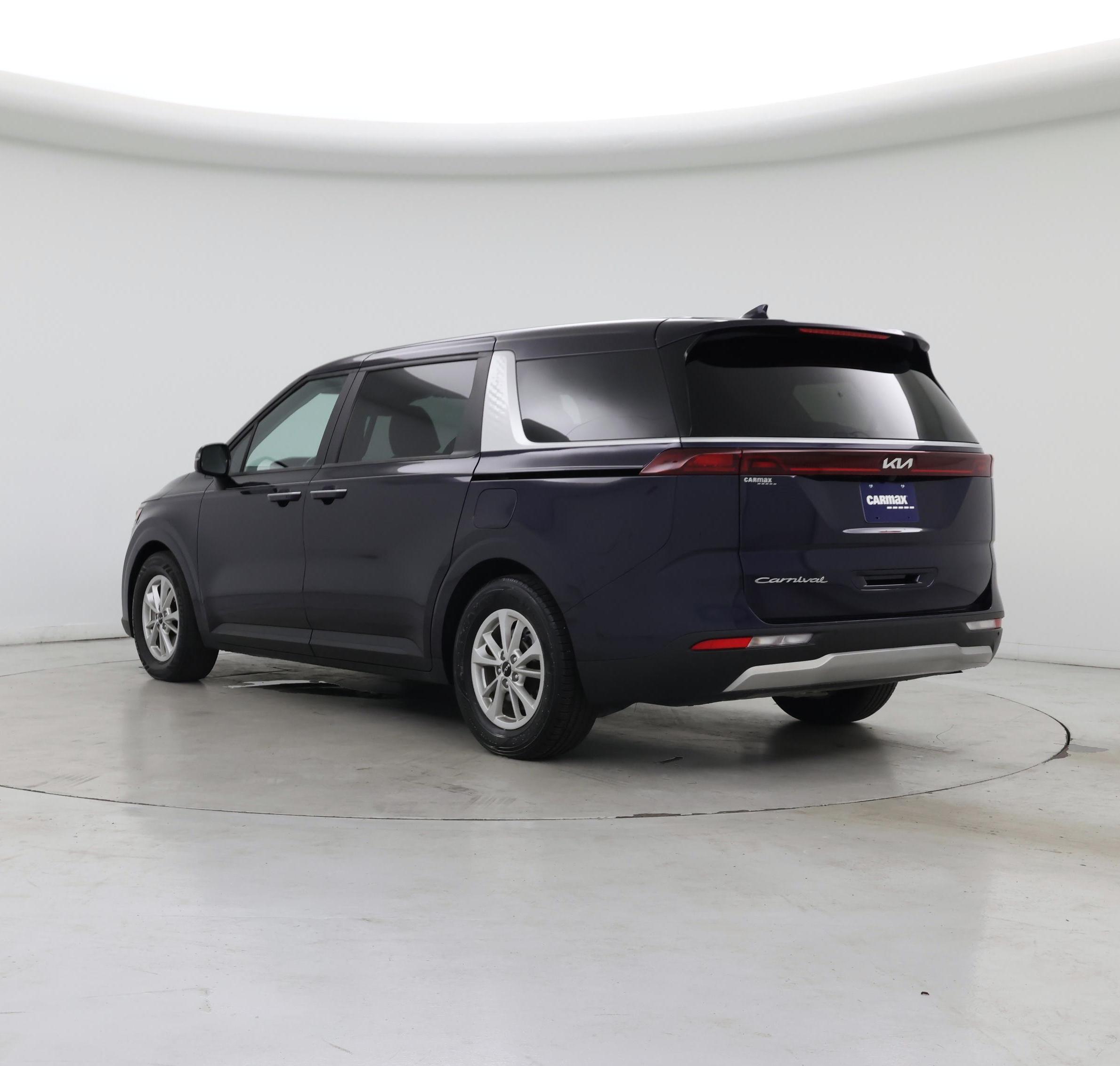 Thumbnail: 2022 Kia Carnival - 2