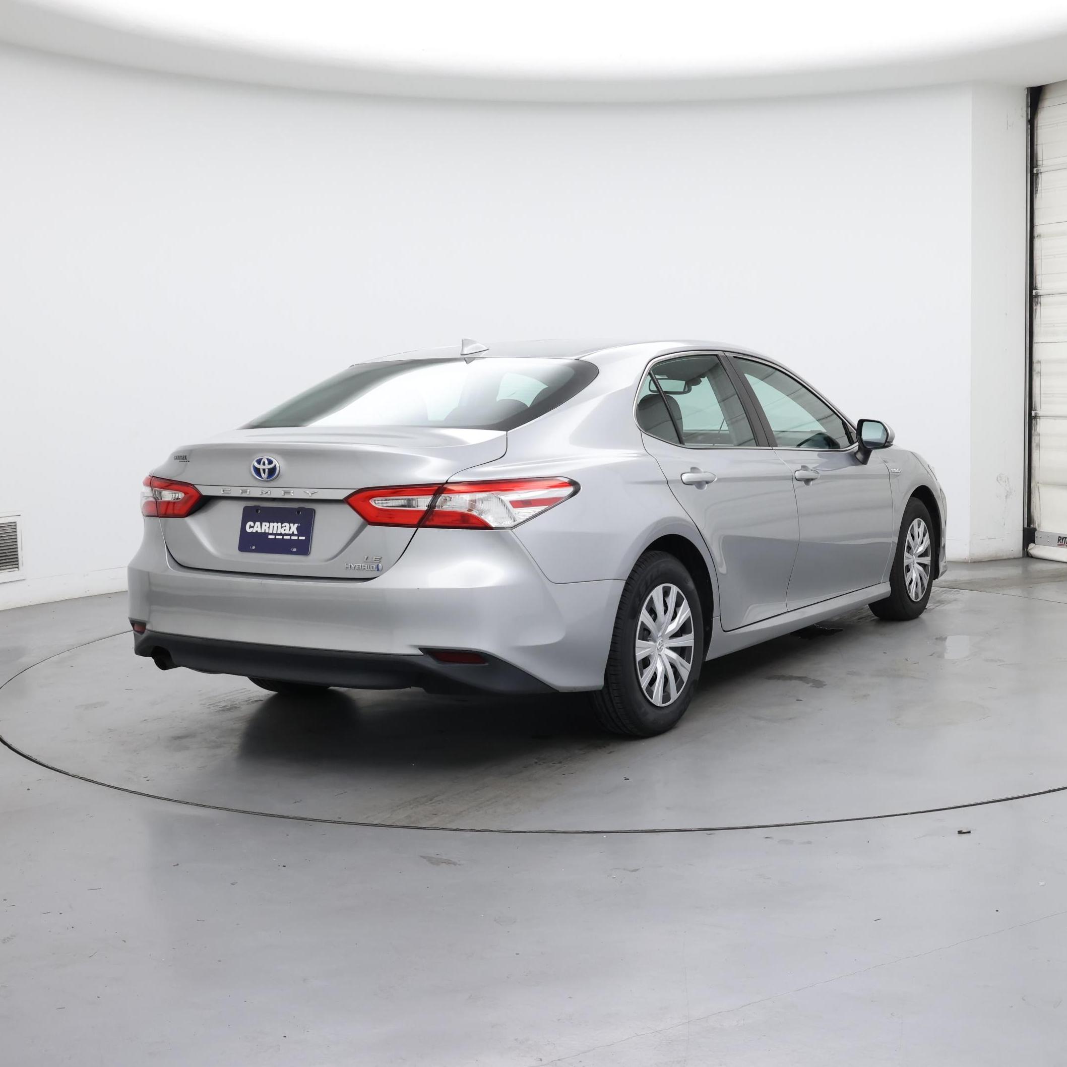 Thumbnail: 2020 Toyota Camry - 8