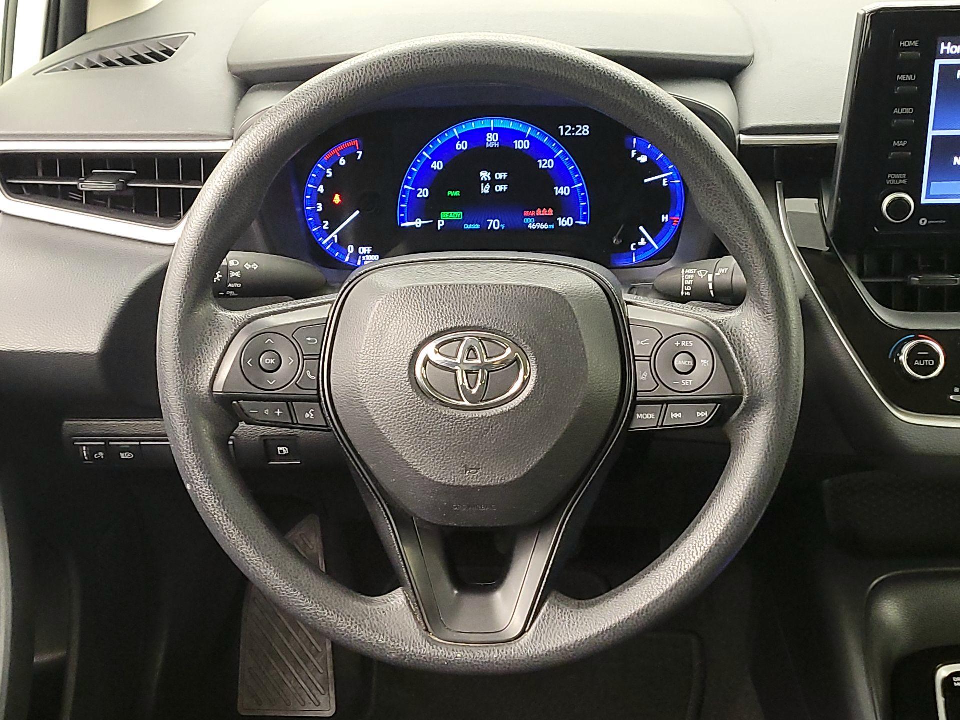 Thumbnail: 2022 Toyota Corolla - 10
