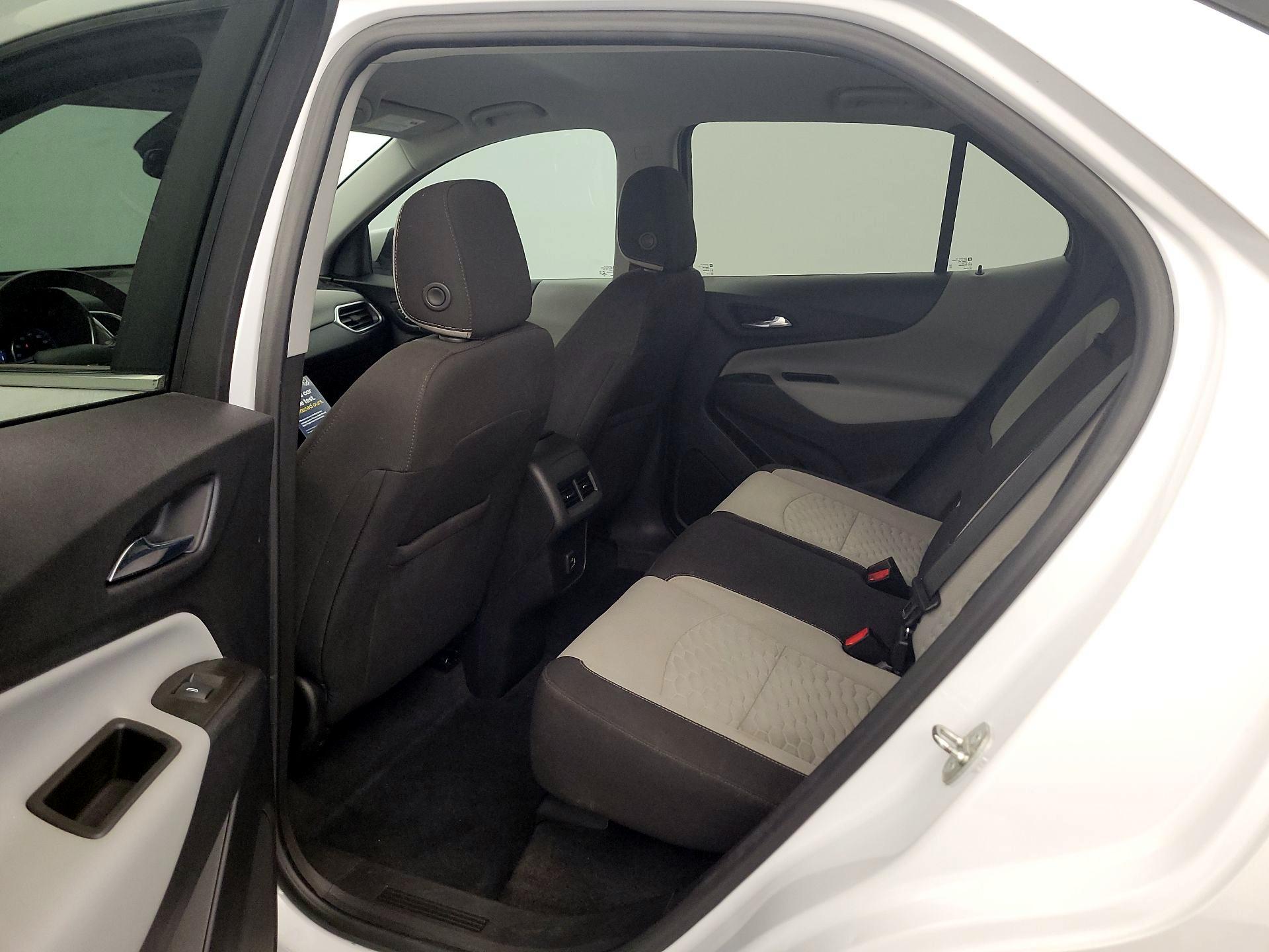 Thumbnail: 2021 Chevrolet Equinox - 18