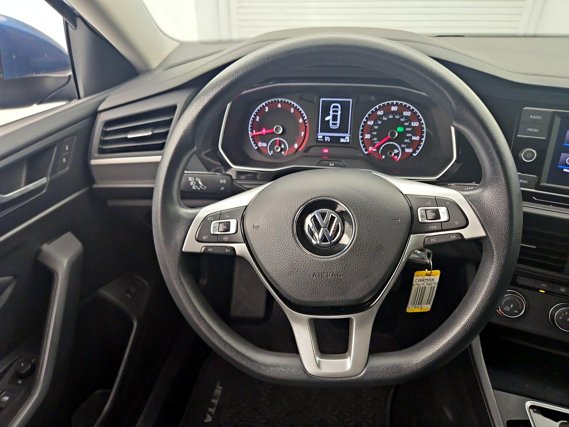 Thumbnail: 2020 Volkswagen Jetta - 10