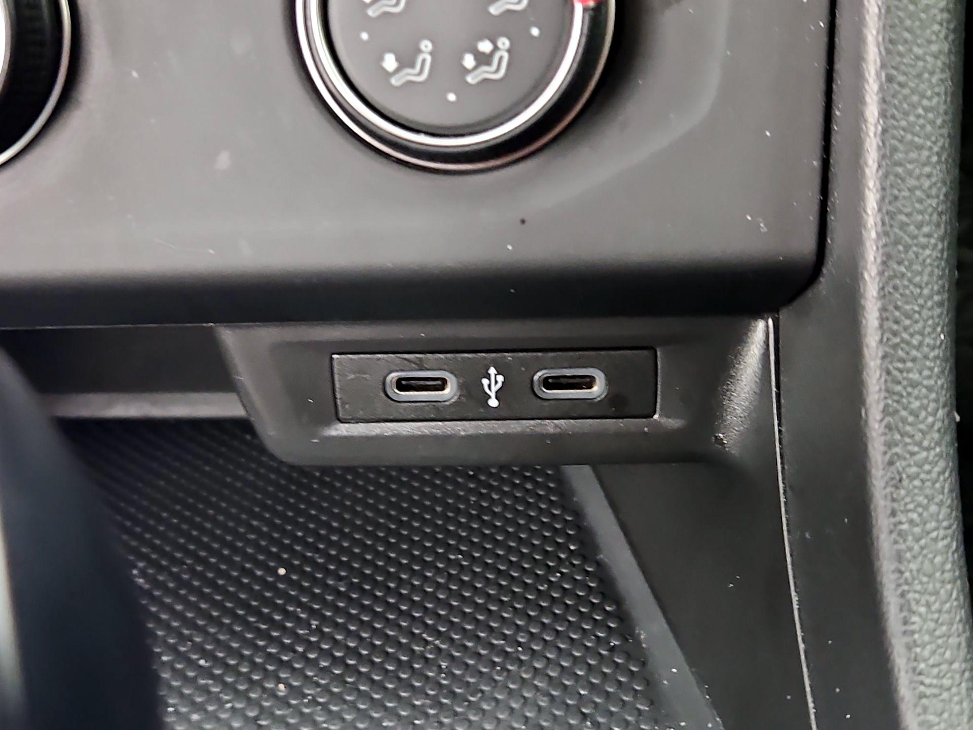 Thumbnail: 2020 Volkswagen Jetta - 18