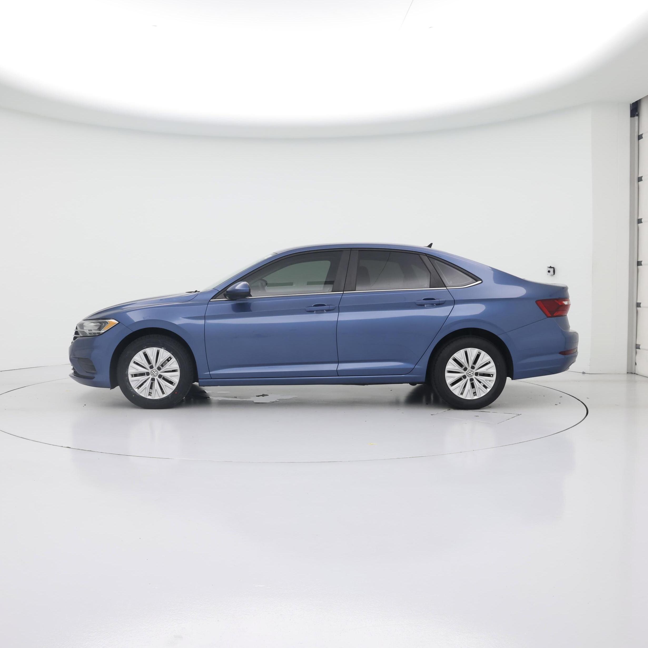 Thumbnail: 2020 Volkswagen Jetta - 3