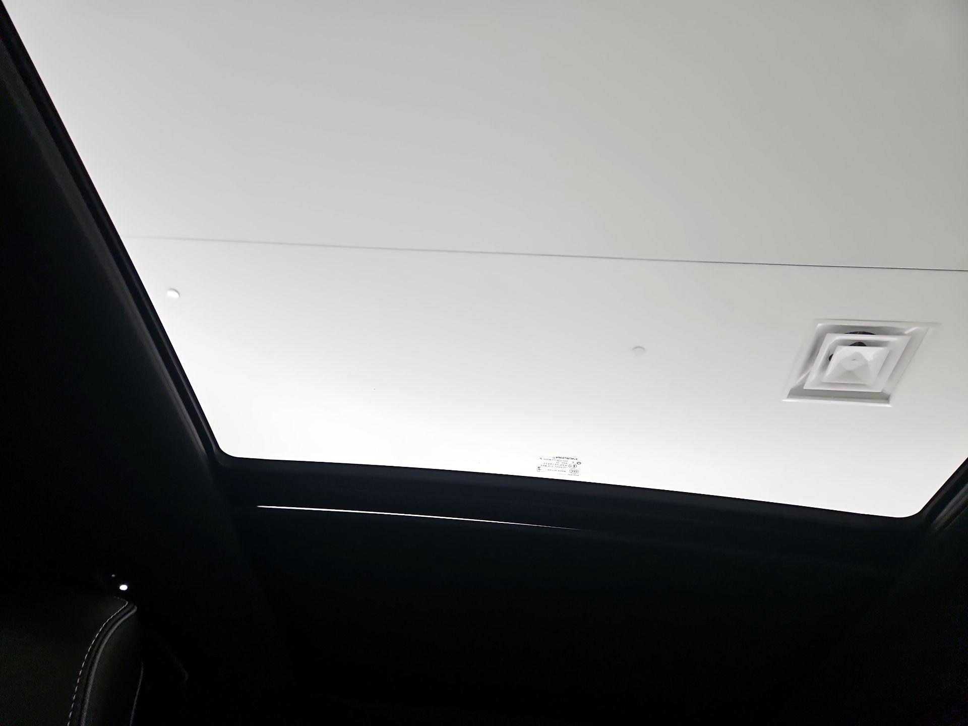 Thumbnail: 2023 Jeep Grand Cherokee - 20