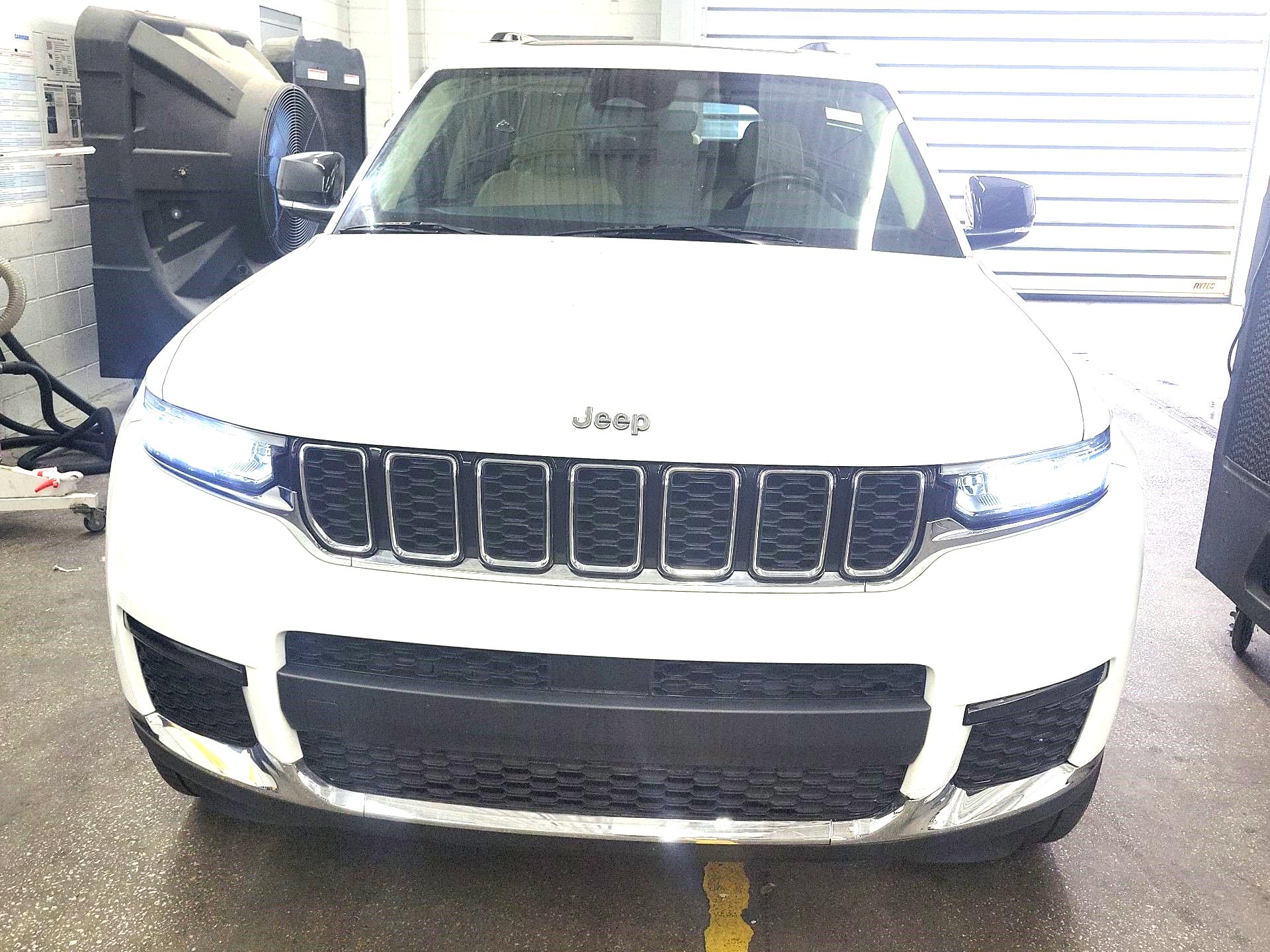 Thumbnail: 2021 Jeep Grand Cherokee L - 2