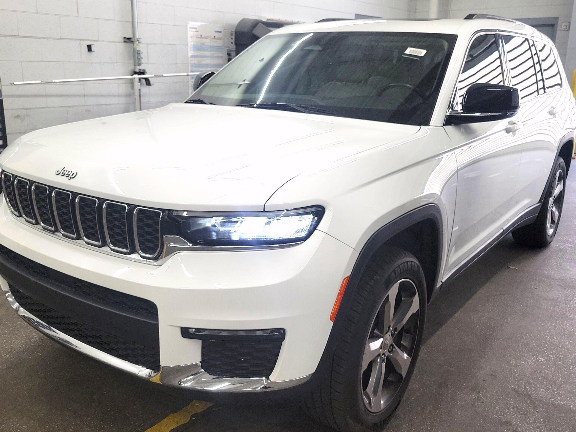 Thumbnail: 2021 Jeep Grand Cherokee L - 3