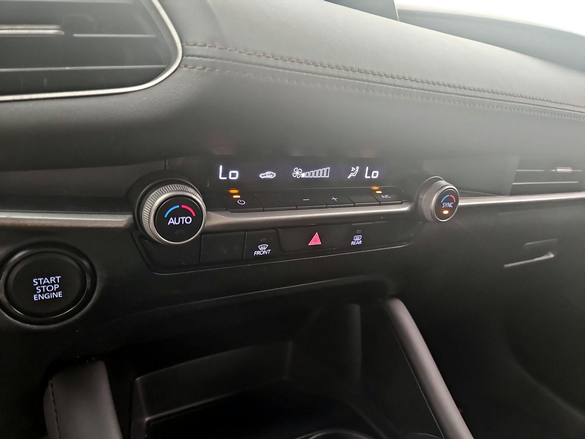 Thumbnail: 2021 Mazda Mazda3 - 16