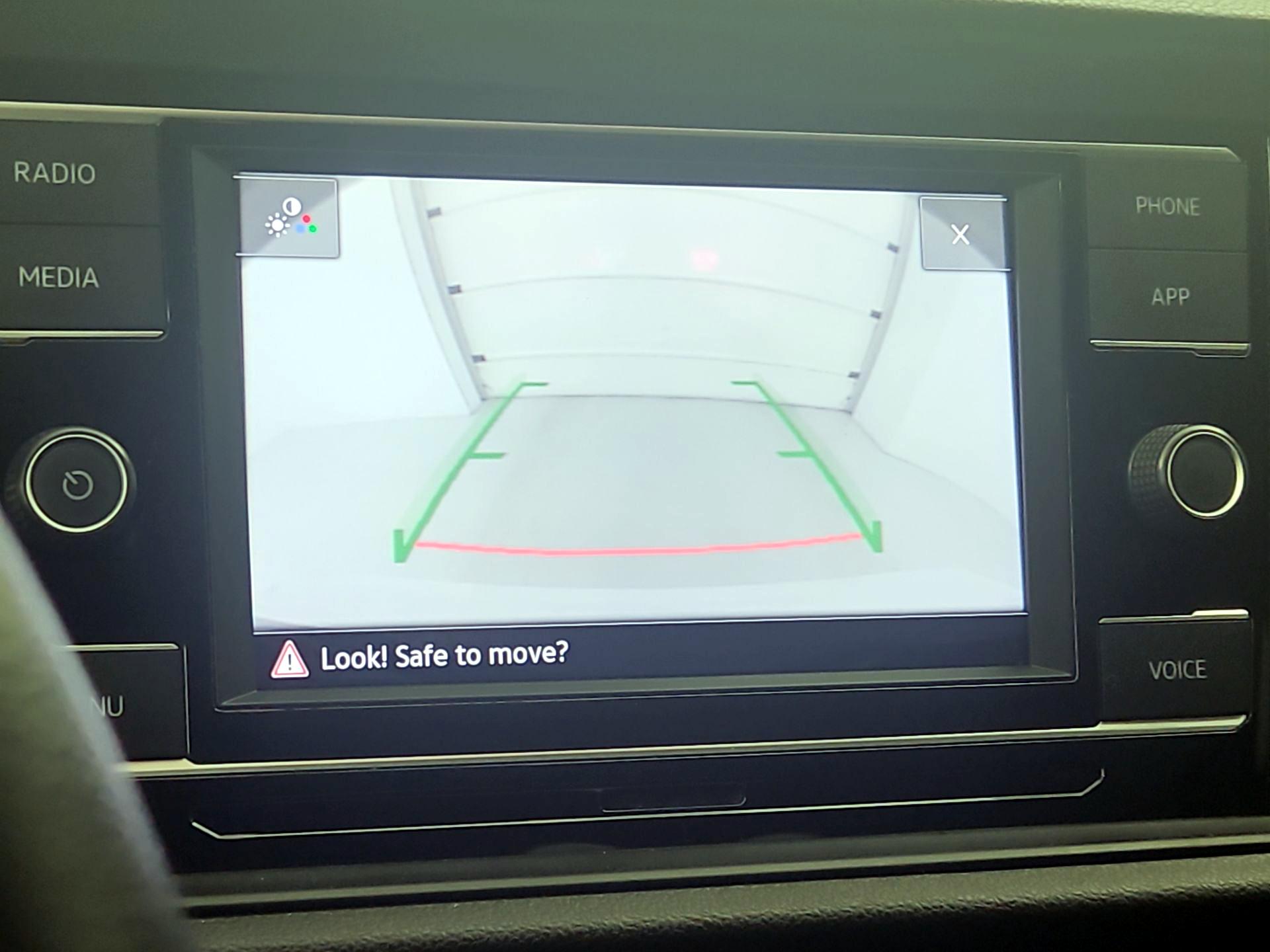 Thumbnail: 2020 Volkswagen Jetta - 14