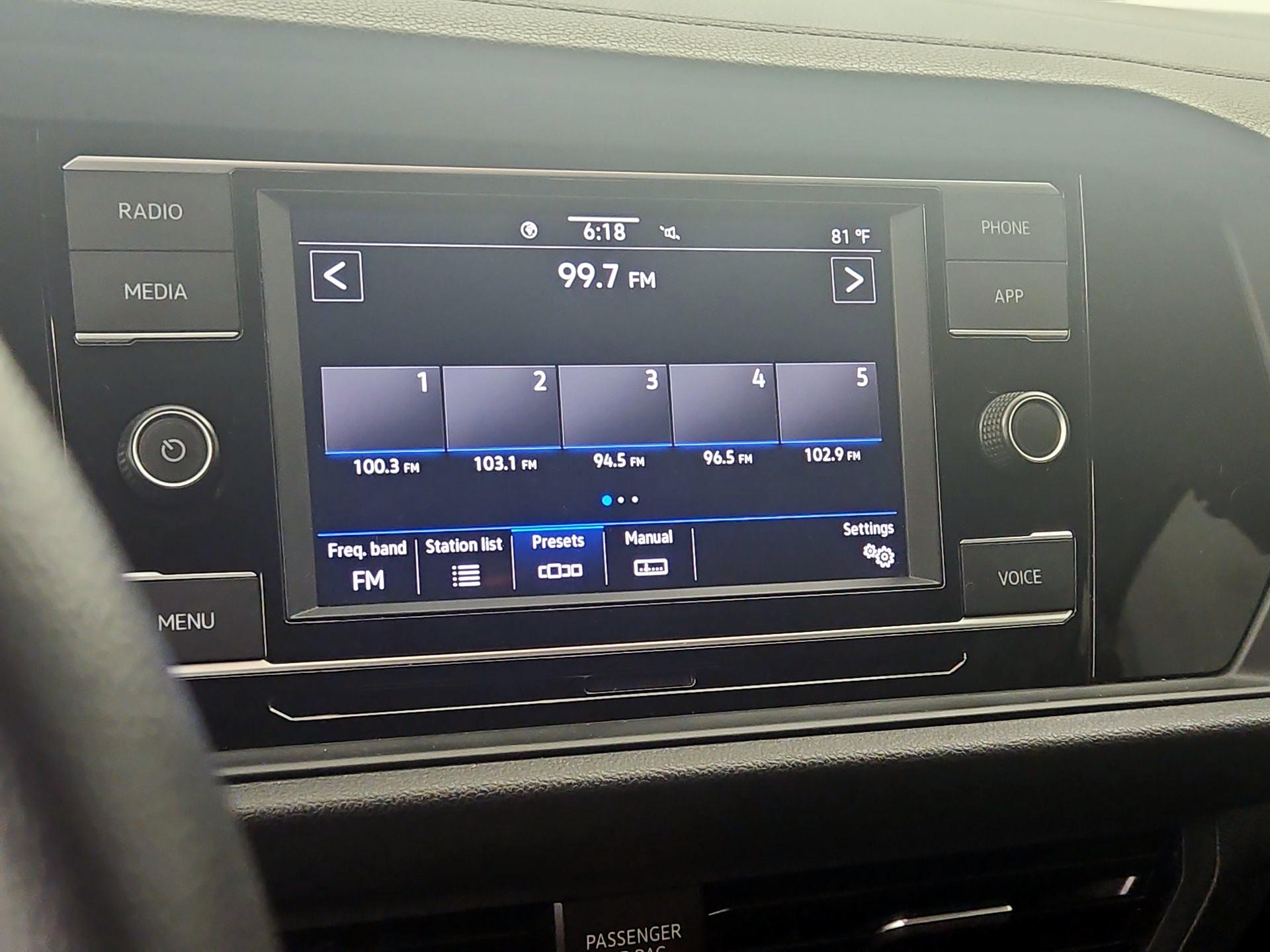 Thumbnail: 2020 Volkswagen Jetta - 15