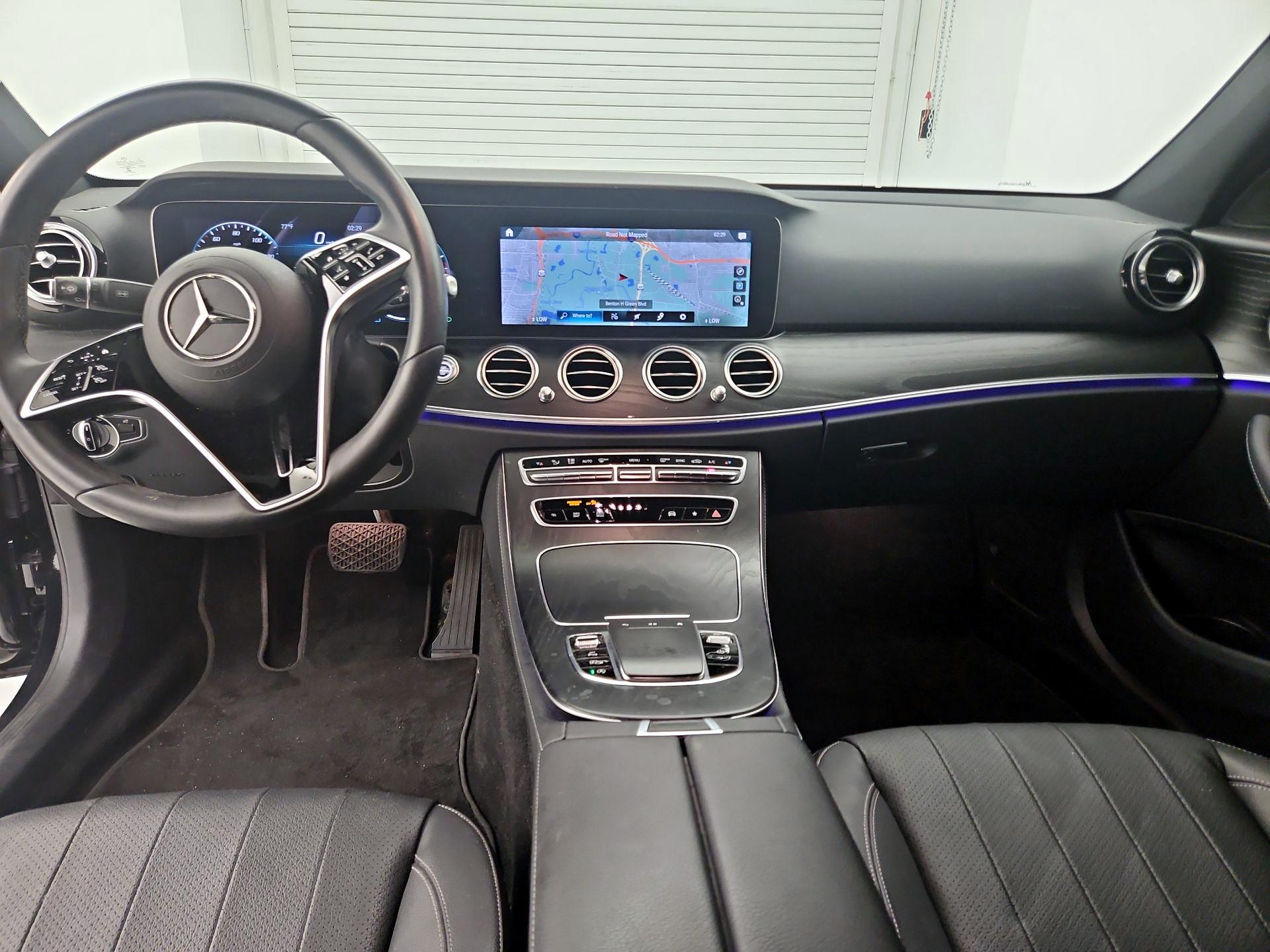 Thumbnail: 2022 Mercedes-Benz E-Class - 9