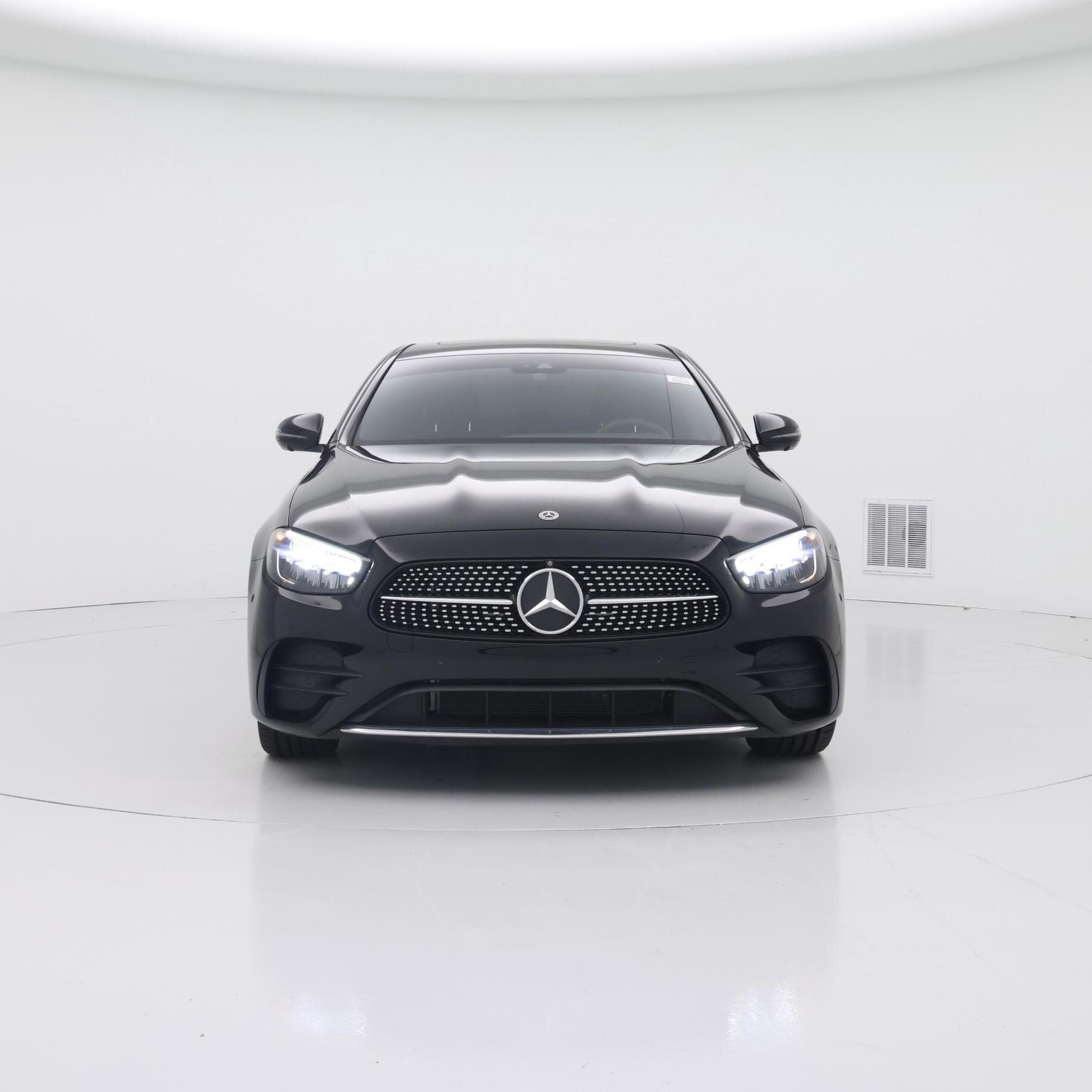 Thumbnail: 2022 Mercedes-Benz E-Class - 5