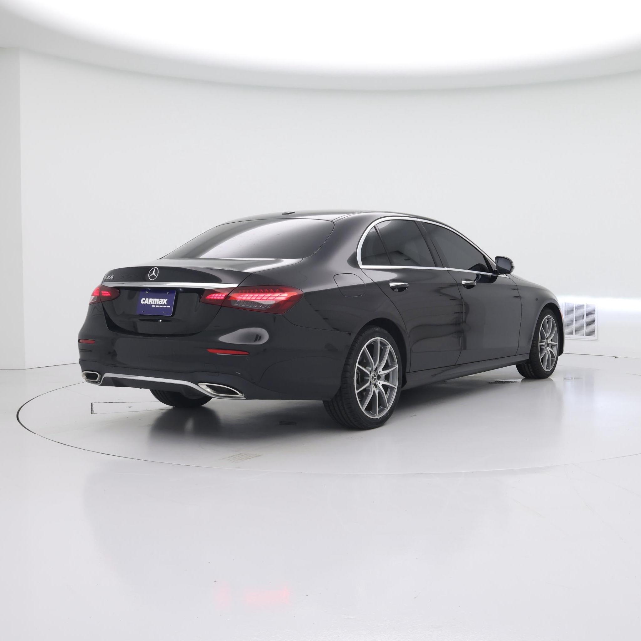 Thumbnail: 2022 Mercedes-Benz E-Class - 8