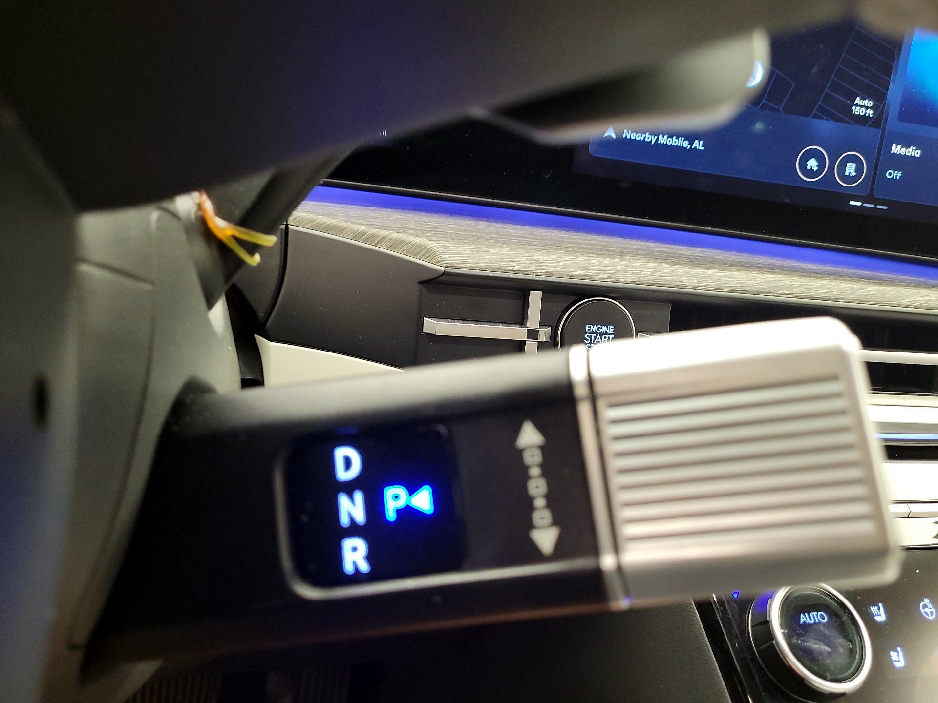 Thumbnail: 2024 Hyundai Santa Fe - 15