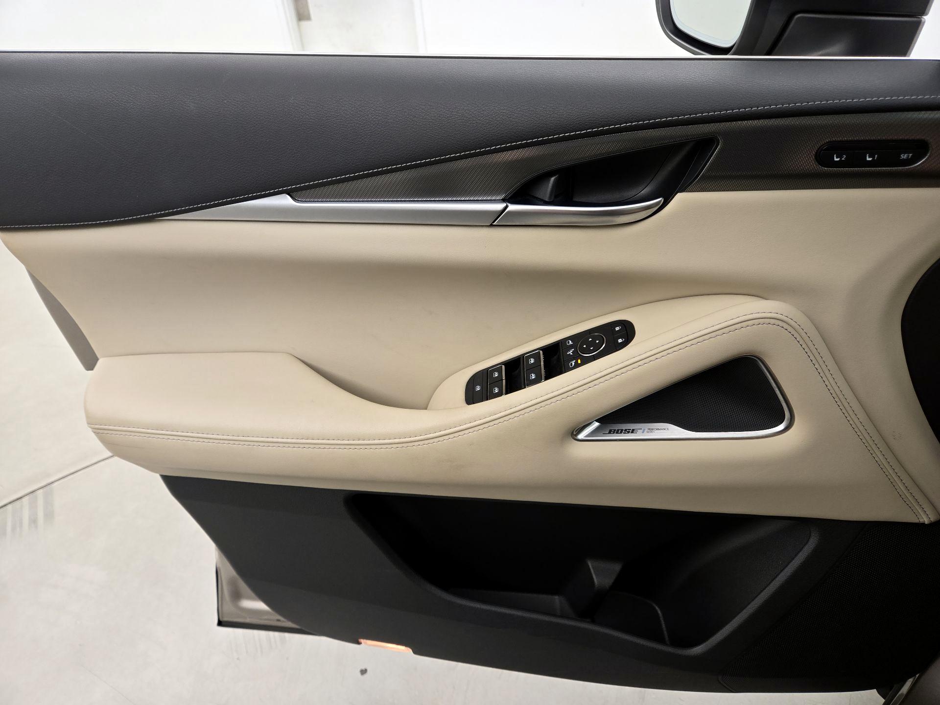 Thumbnail: 2023 INFINITI QX60 - 12