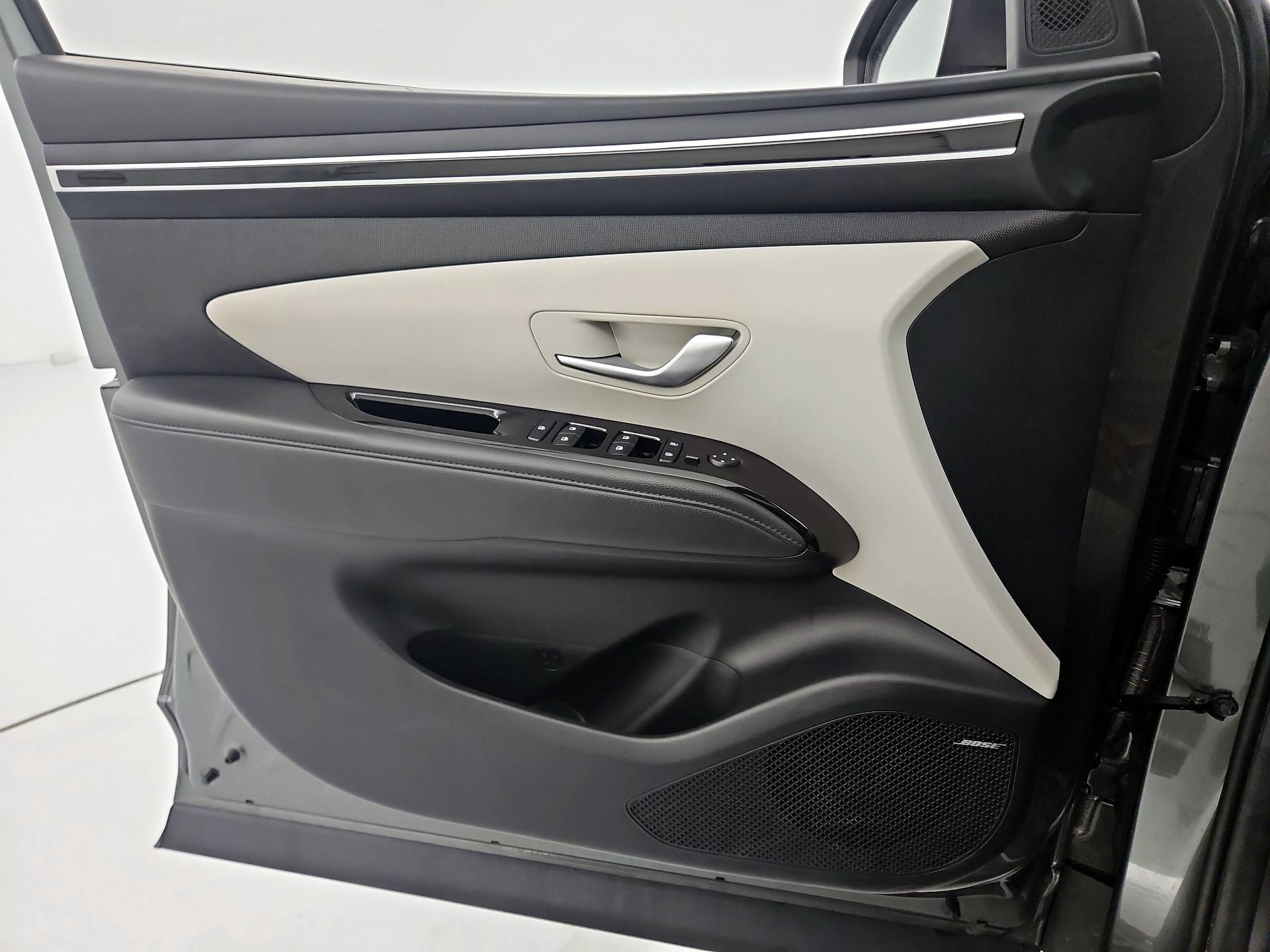 Thumbnail: 2022 Hyundai Tucson - 12