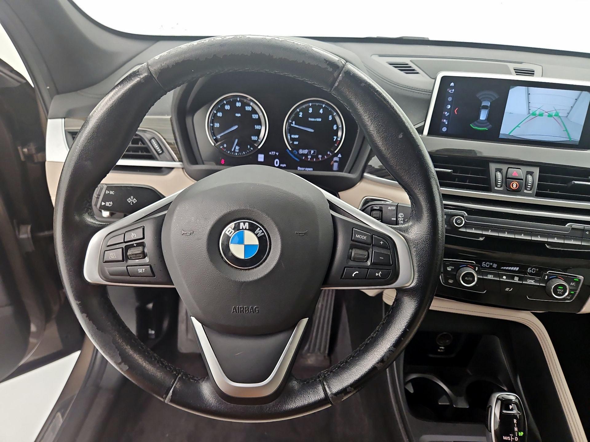 Thumbnail: 2020 BMW X1 - 10