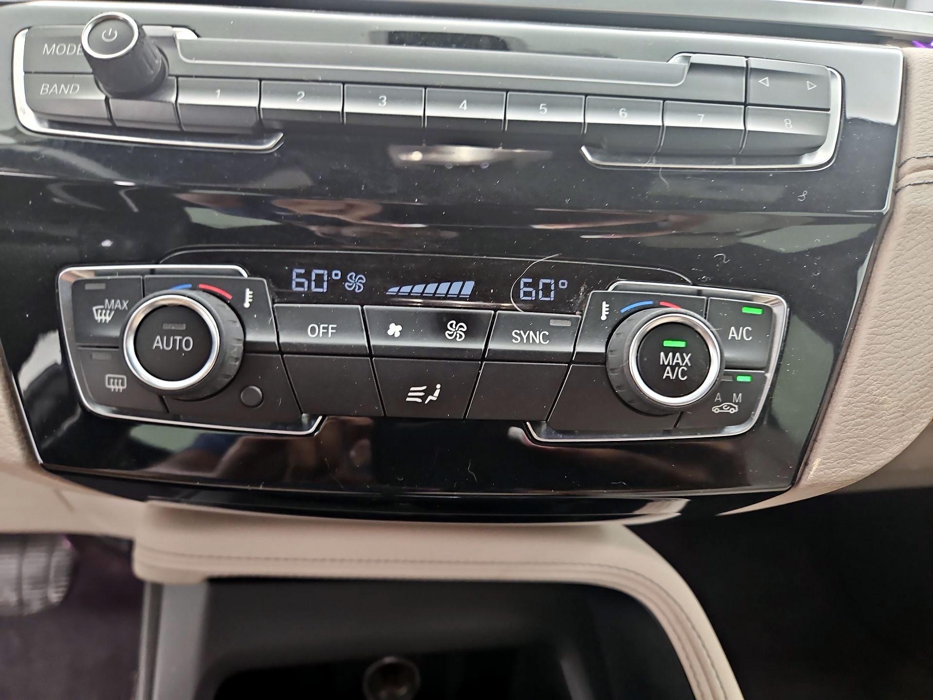 Thumbnail: 2020 BMW X1 - 16