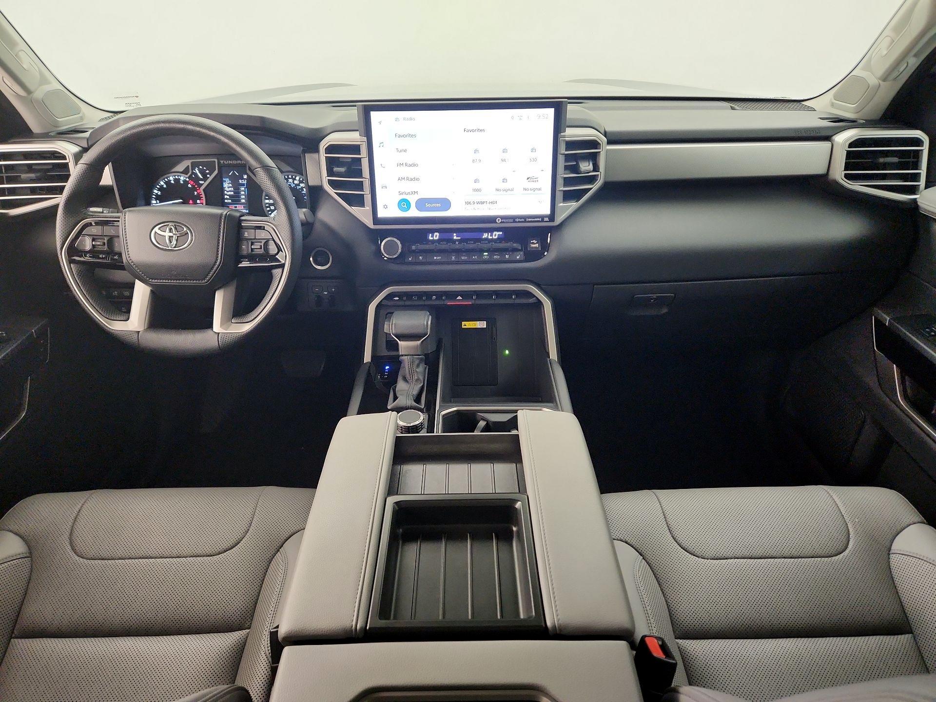 Thumbnail: 2022 Toyota Tundra - 9