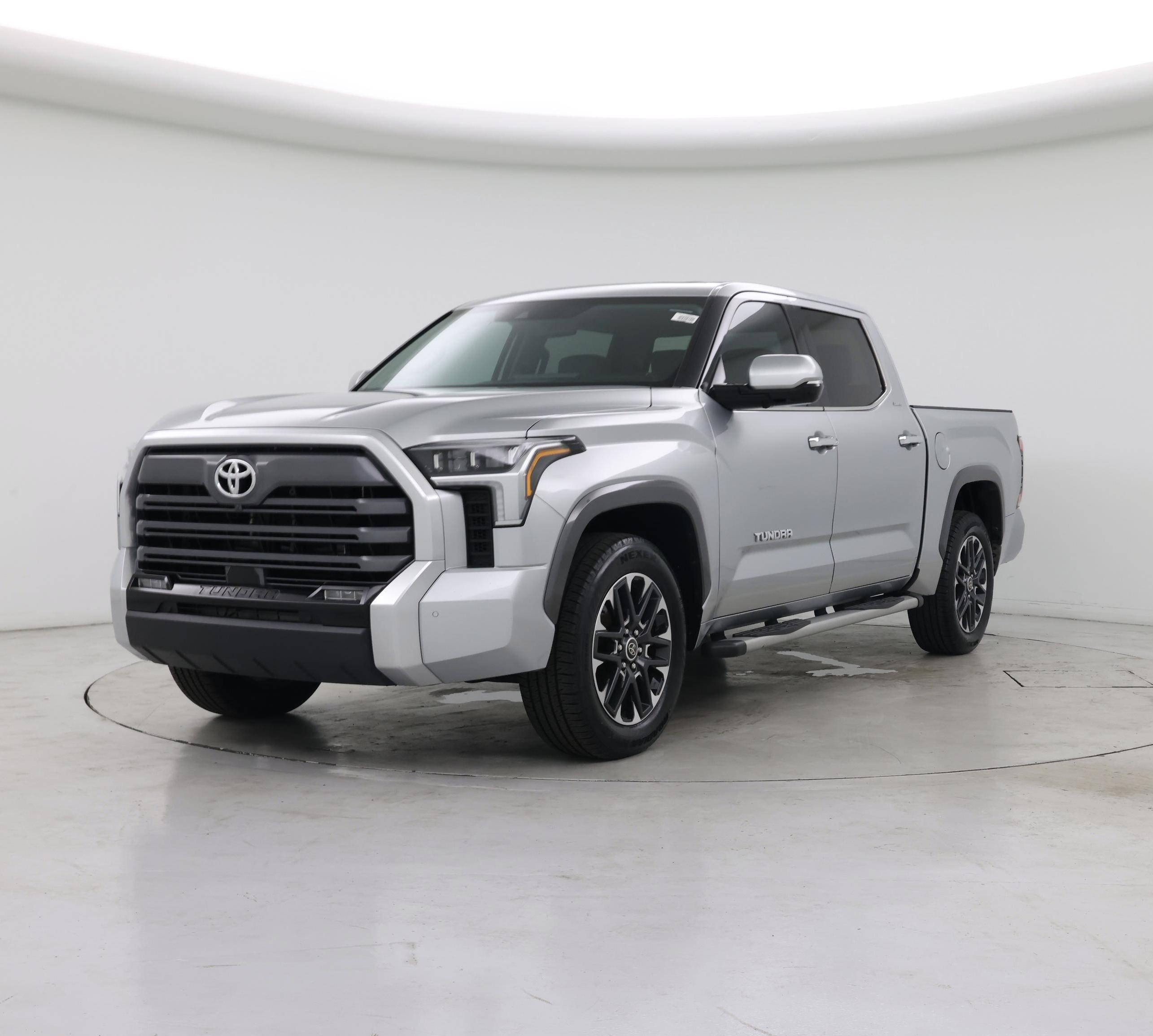 Thumbnail: 2022 Toyota Tundra - 4