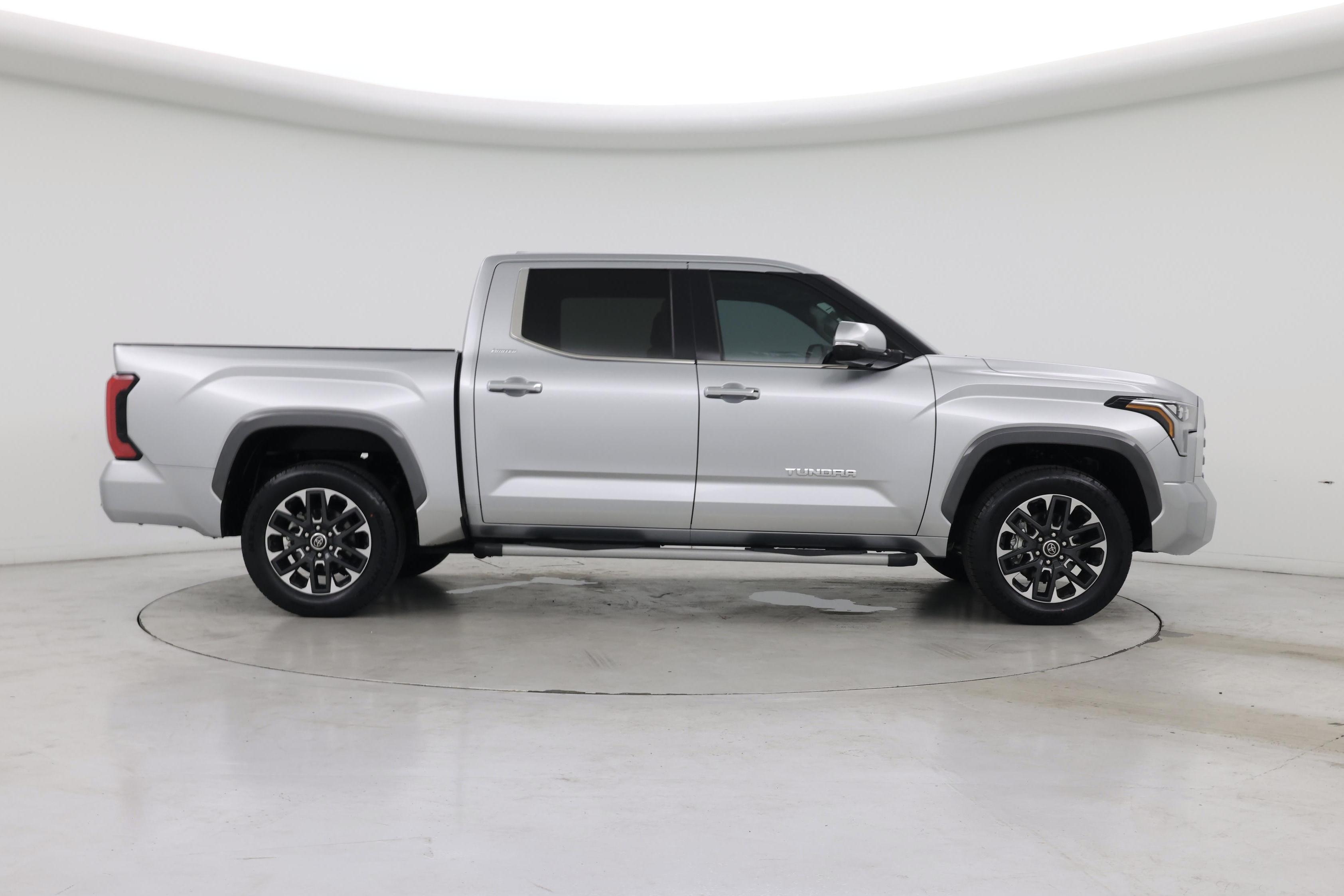 Thumbnail: 2022 Toyota Tundra - 7