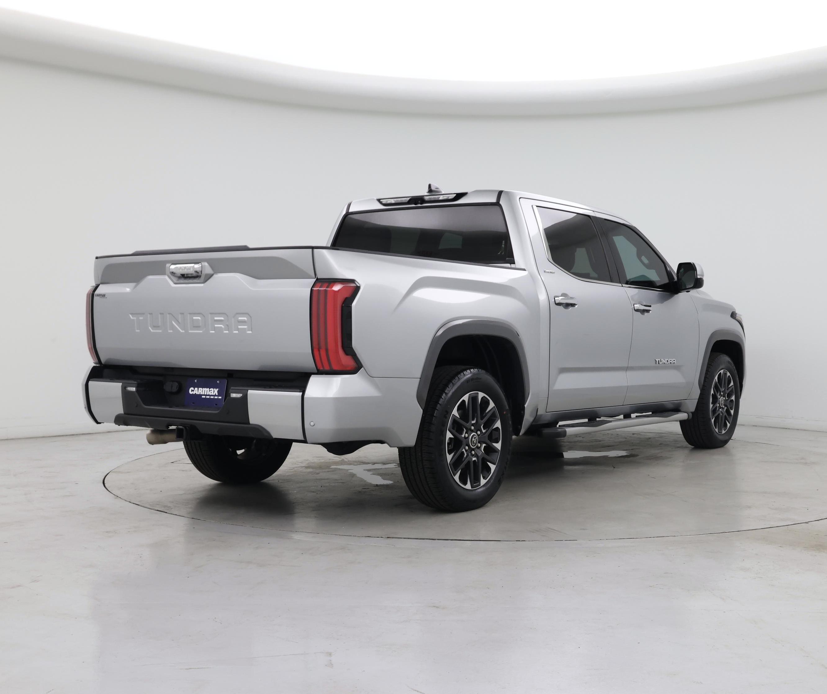 Thumbnail: 2022 Toyota Tundra - 8
