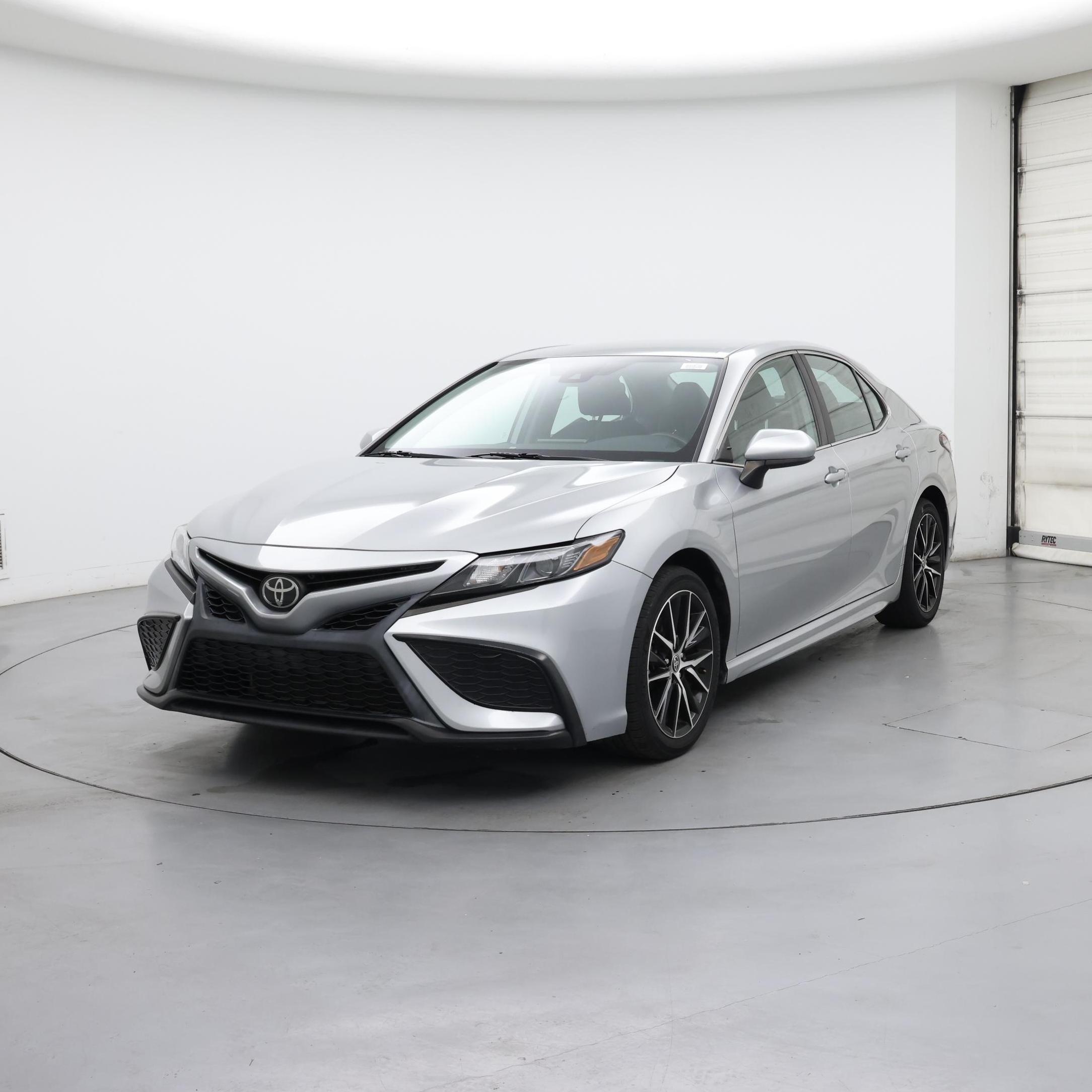 Thumbnail: 2021 Toyota Camry - 4