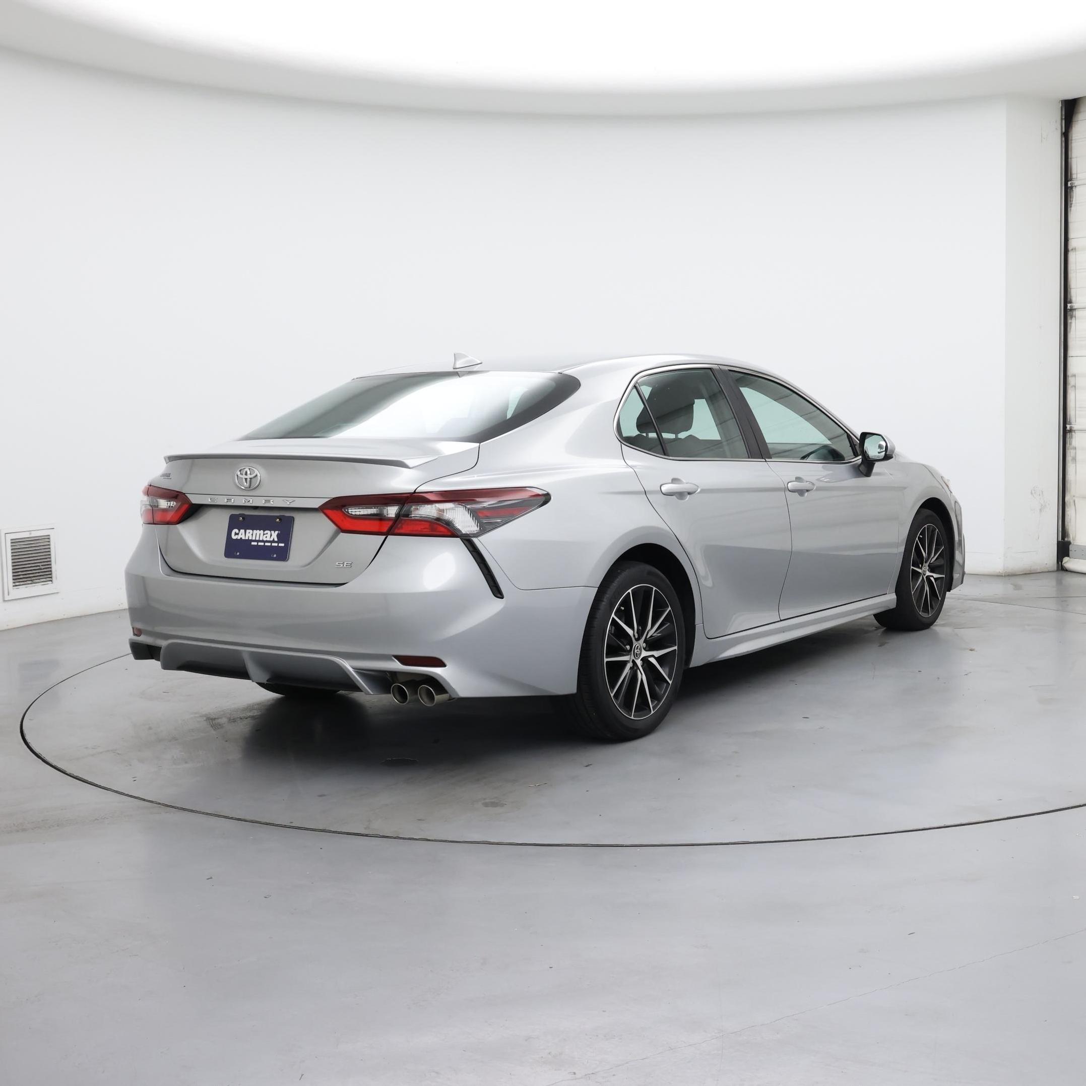 Thumbnail: 2021 Toyota Camry - 8