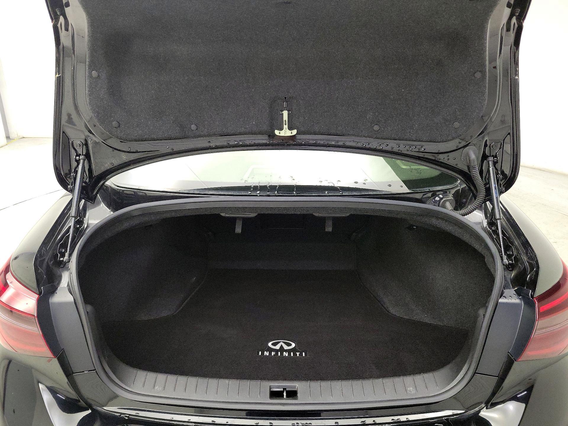 Thumbnail: 2023 INFINITI Q50 - 19
