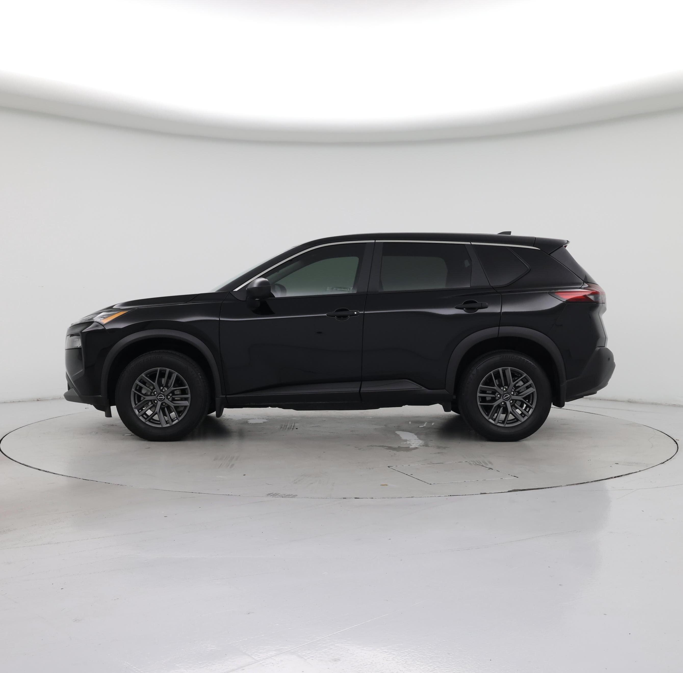 Thumbnail: 2023 Nissan Rogue - 3