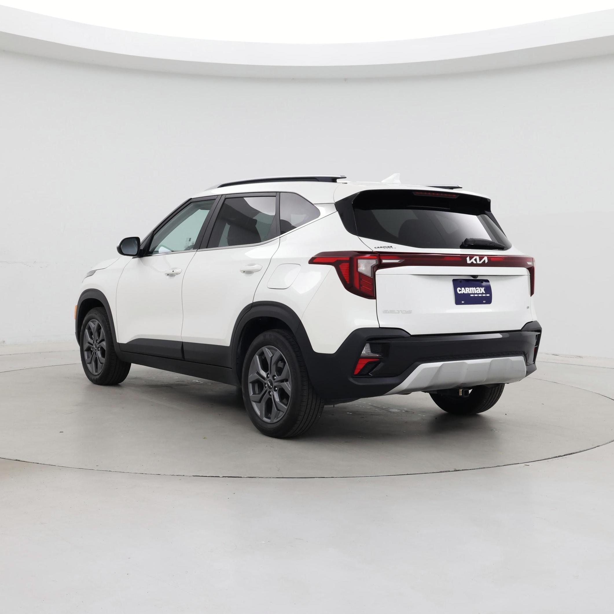 Thumbnail: 2024 Kia Seltos - 2