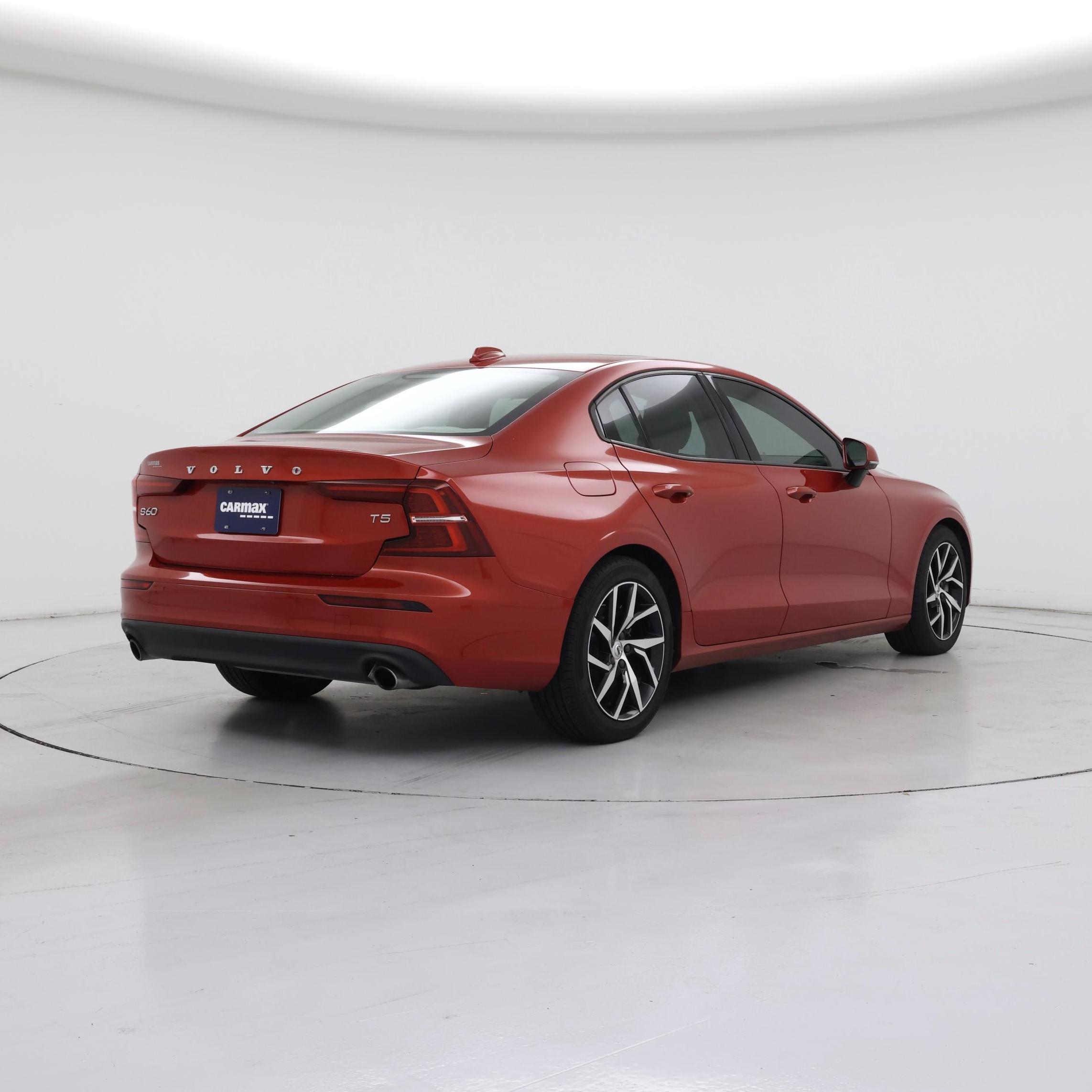 Thumbnail: 2019 Volvo S60 - 8