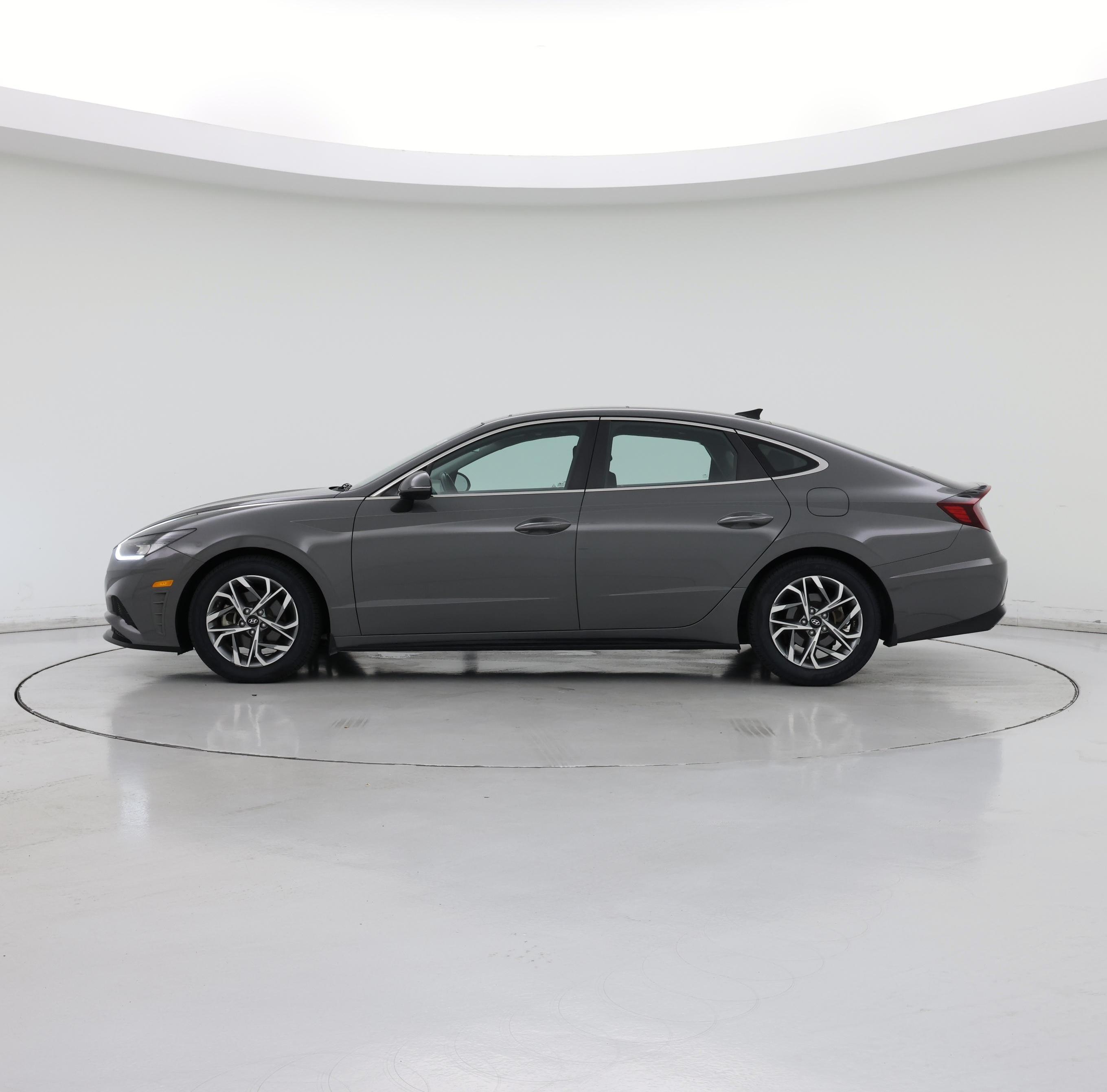 Thumbnail: 2022 Hyundai Sonata - 3