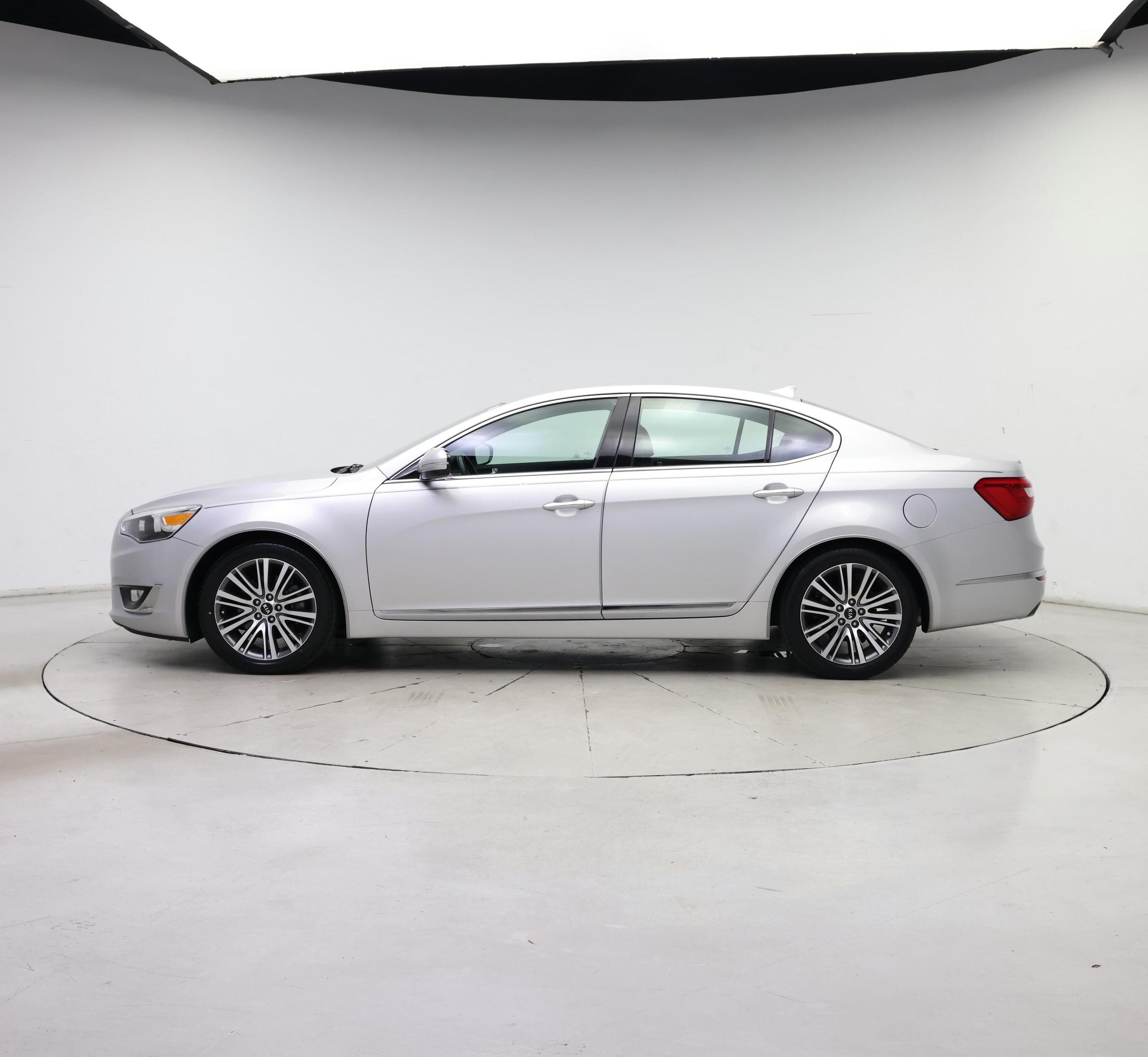 Thumbnail: 2016 Kia Cadenza - 3