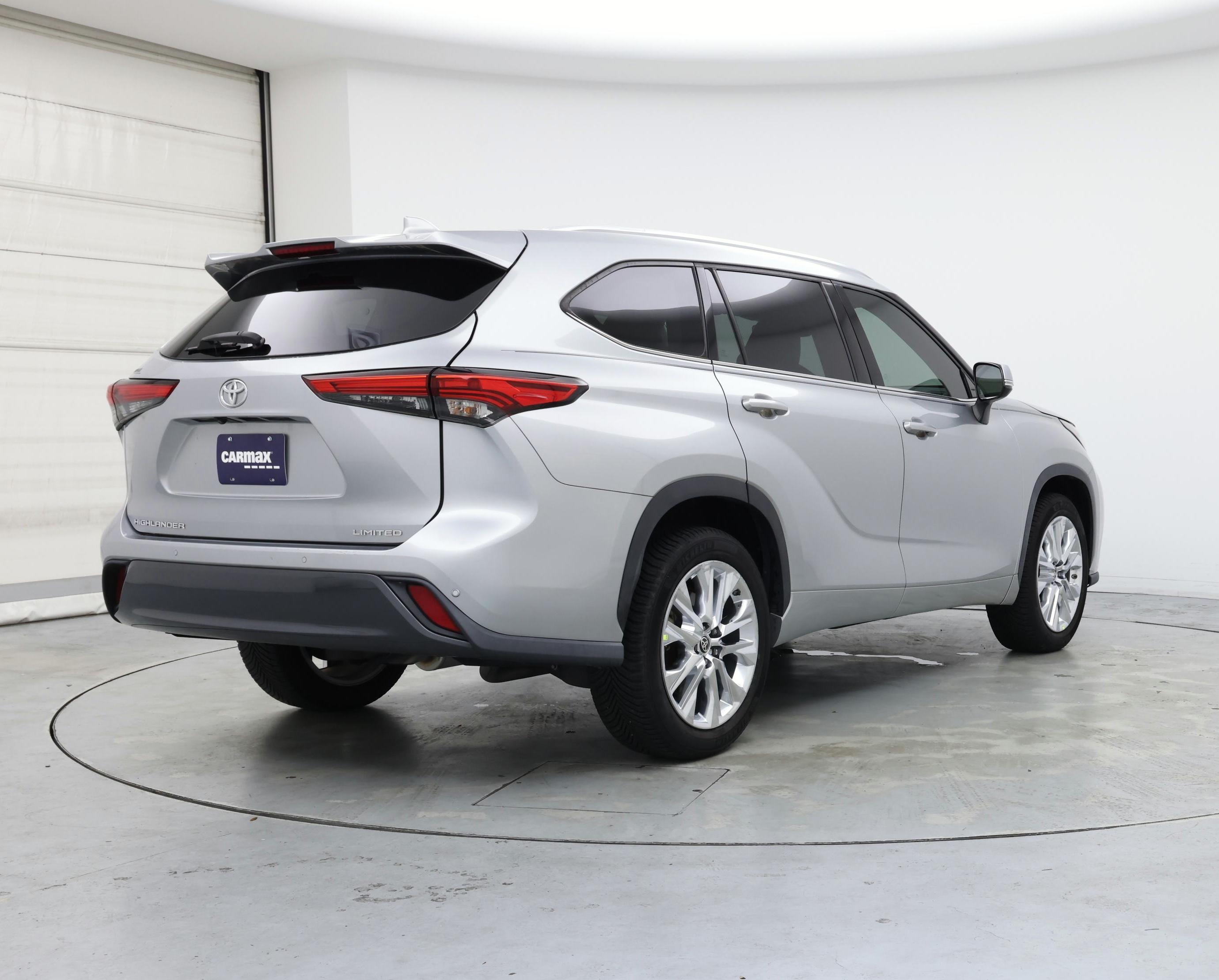Thumbnail: 2020 Toyota Highlander - 8