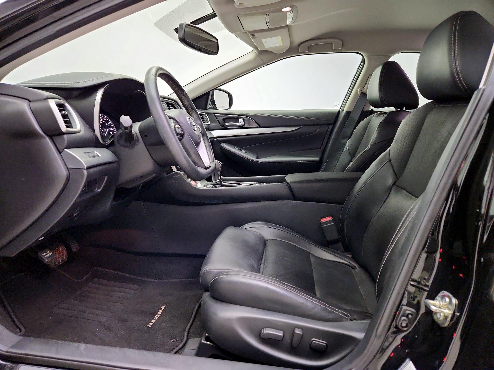 Thumbnail: 2016 Nissan Maxima - 11