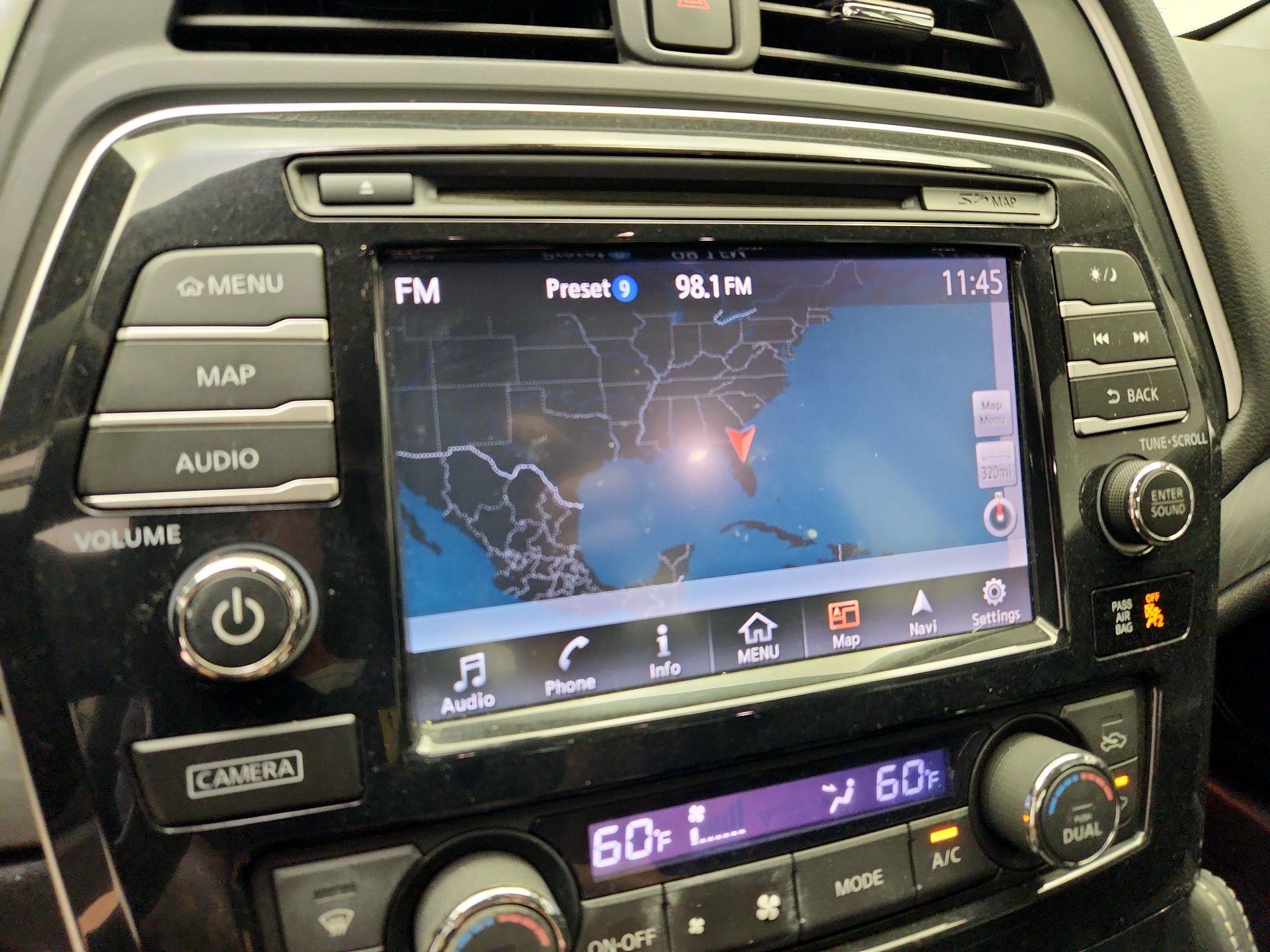Thumbnail: 2016 Nissan Maxima - 14