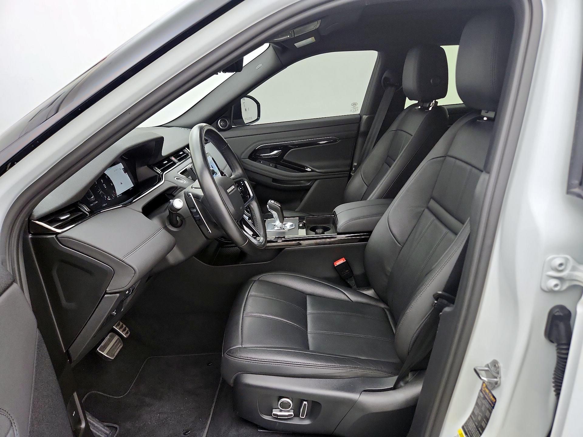 Thumbnail: 2022 Land Rover Range Rover Evoque - 11
