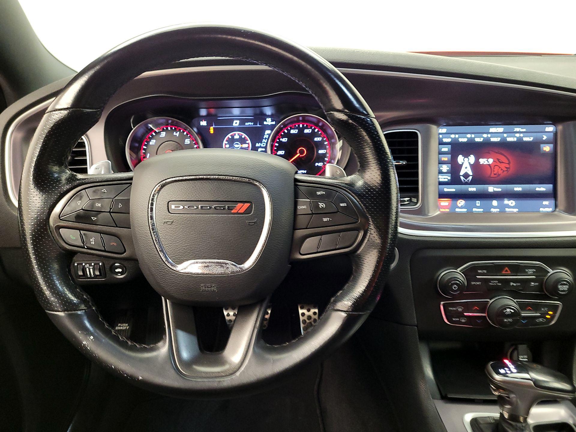 Thumbnail: 2020 Dodge Charger - 10